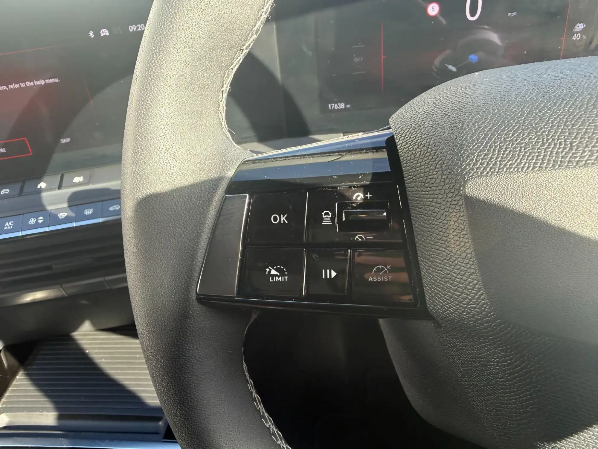 Vauxhall Astra Electric Image 25