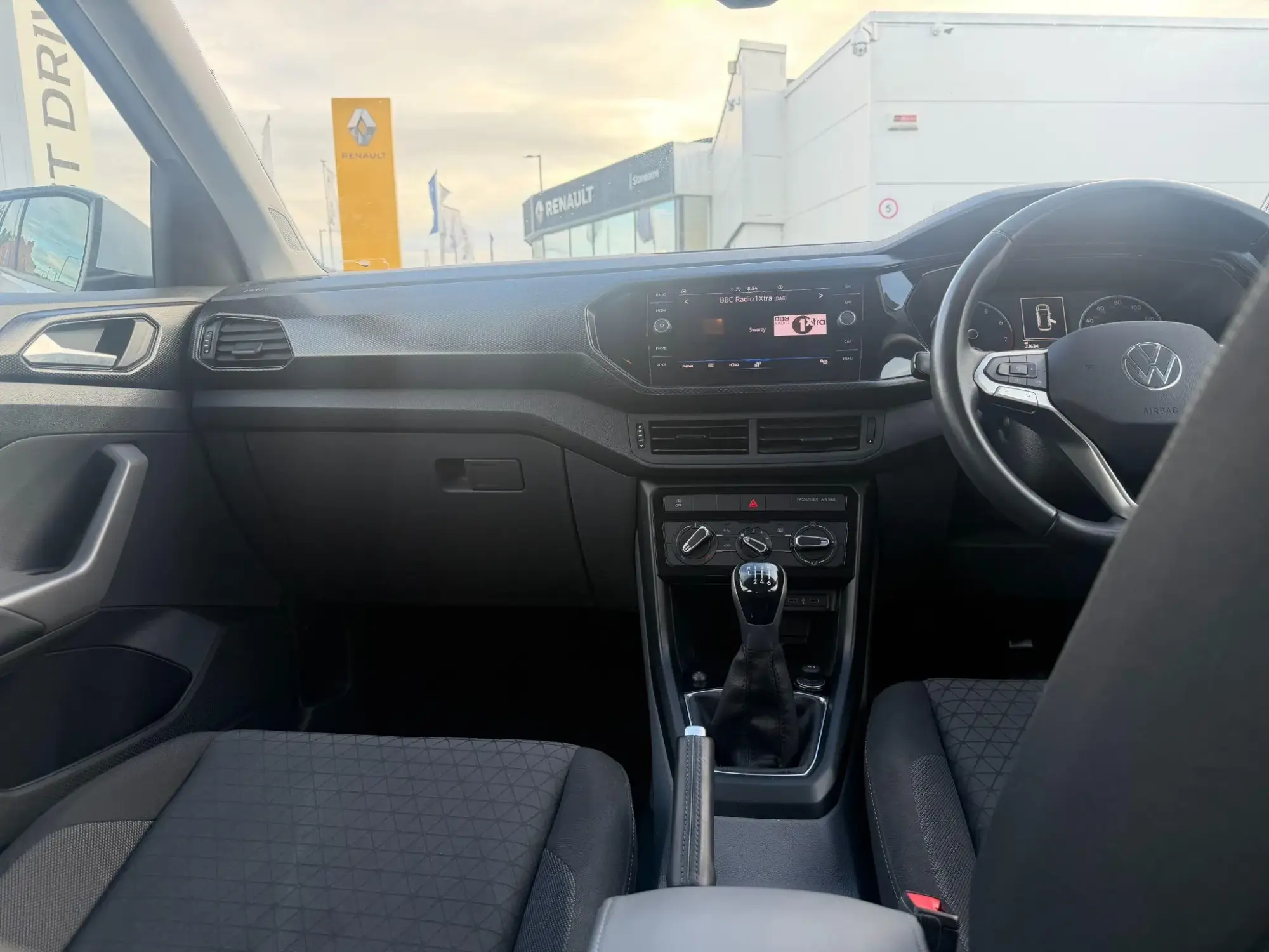 Volkswagen T-Cross Image 11
