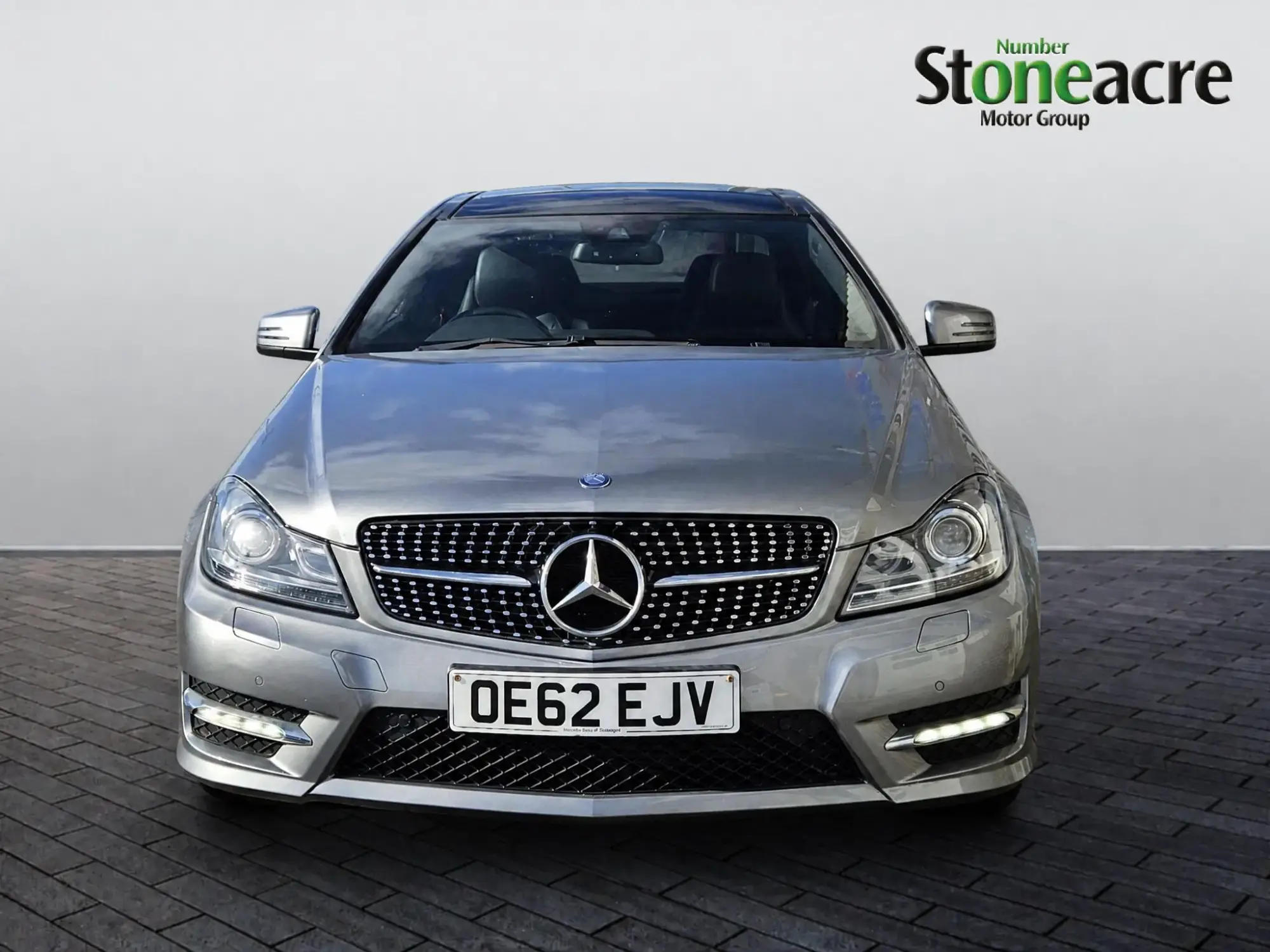Mercedes-Benz C-Class Image 8