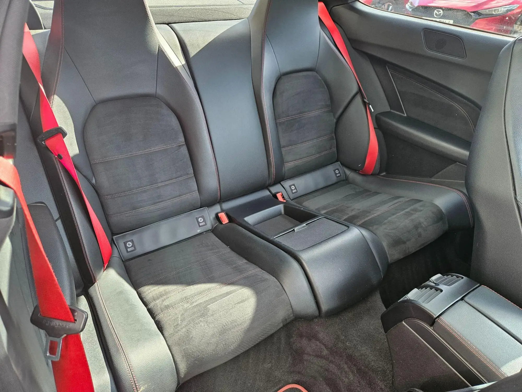 Mercedes-Benz C-Class Image 15