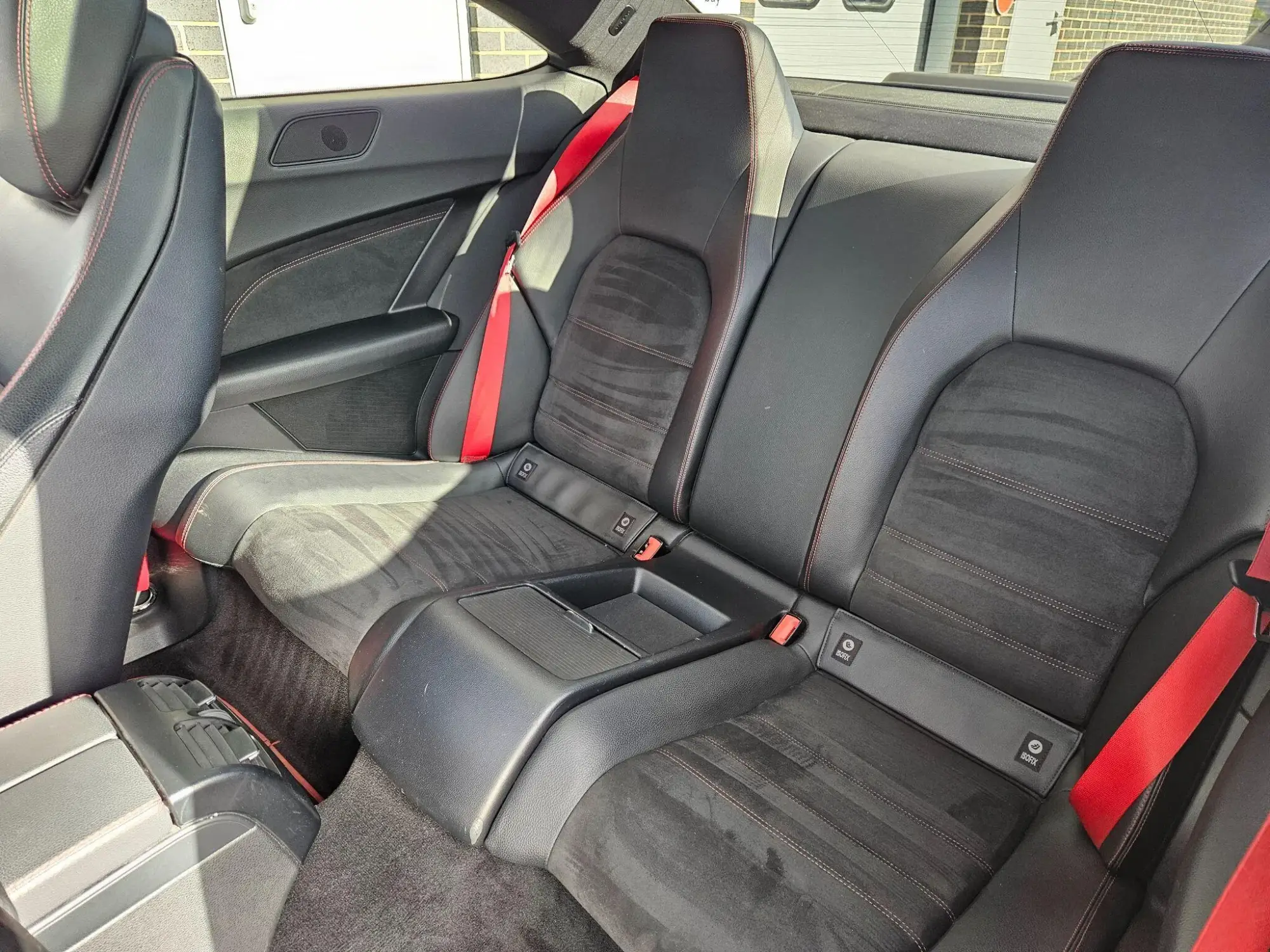 Mercedes-Benz C-Class Image 16