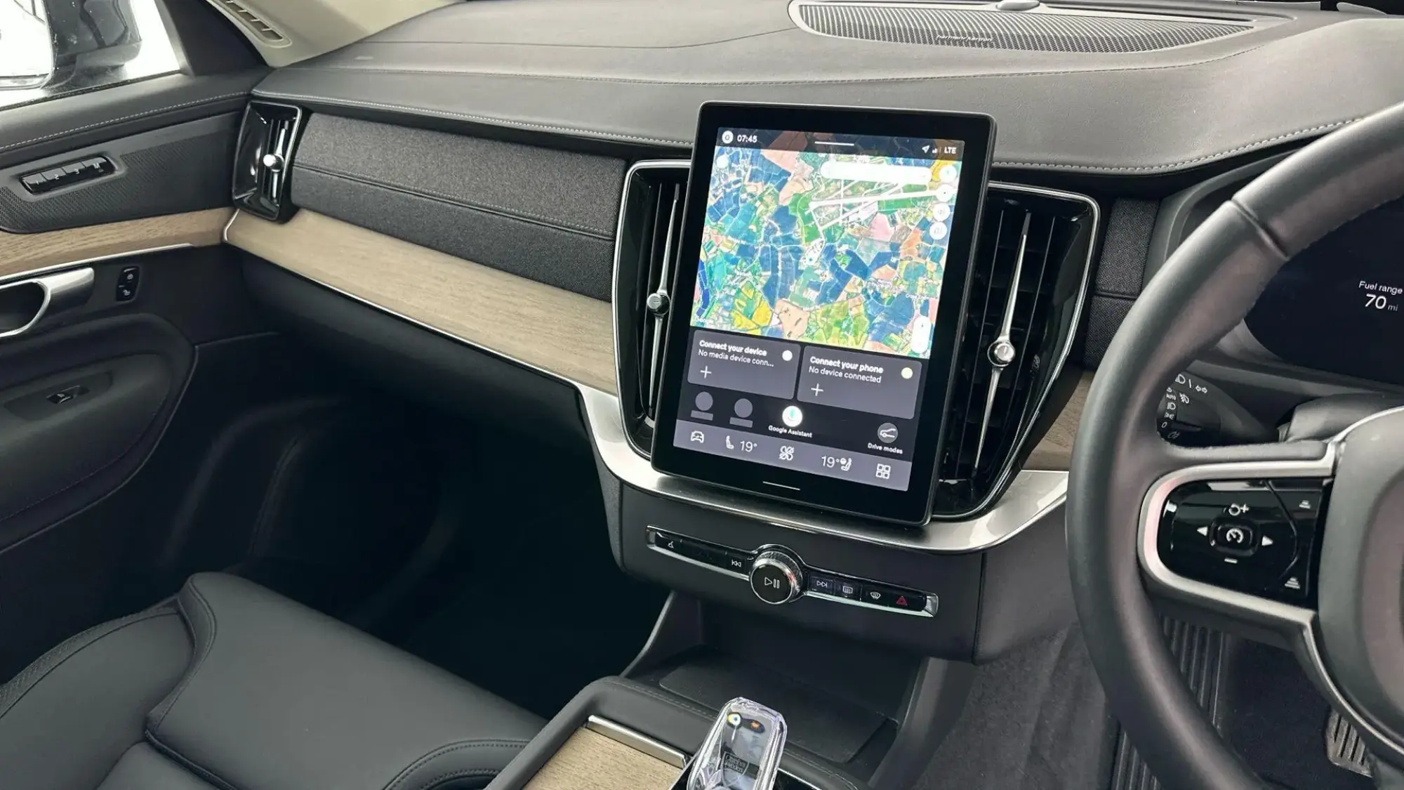 Volvo XC90 Plug-In Hybrid Image 13 Volvo XC90 Plug-In Hybrid Image 13