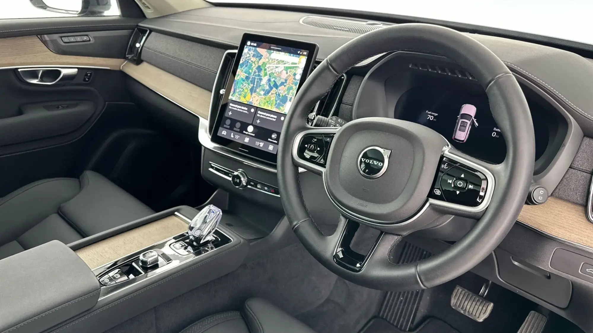 Volvo XC90 Plug-In Hybrid Image 18 Volvo XC90 Plug-In Hybrid Image 18