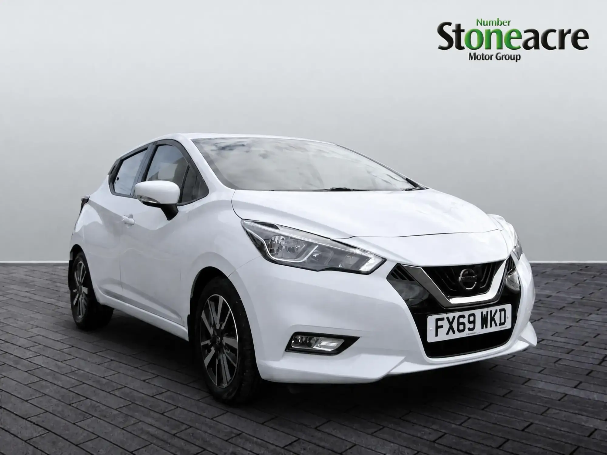 Nissan MICRA 1.0 IG-T 100 Acenta Limited Edition 5dr FX69WKD Image 1 Nissan MICRA 1.0 IG-T 100 Acenta Limited Edition 5dr FX69WKD Image 1