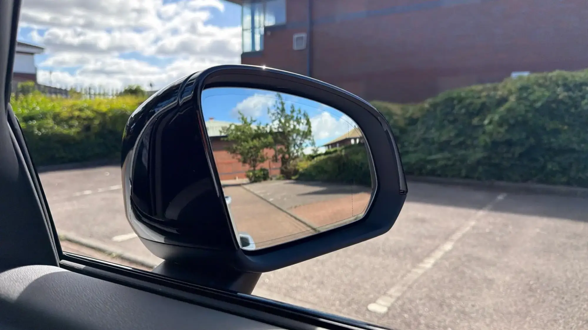 Volvo XC40 Image 31