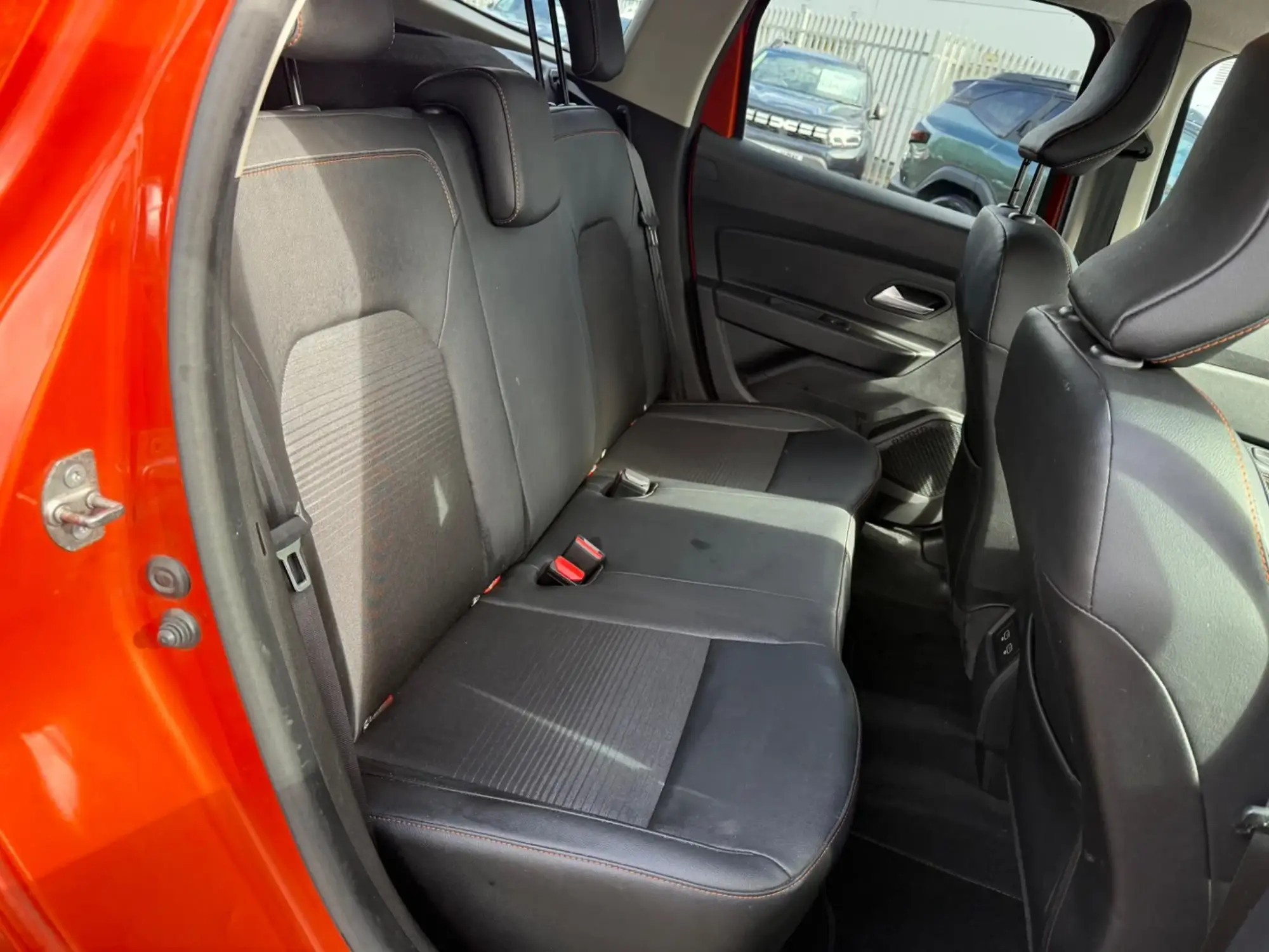 Dacia Duster Image 14 Dacia Duster Image 14