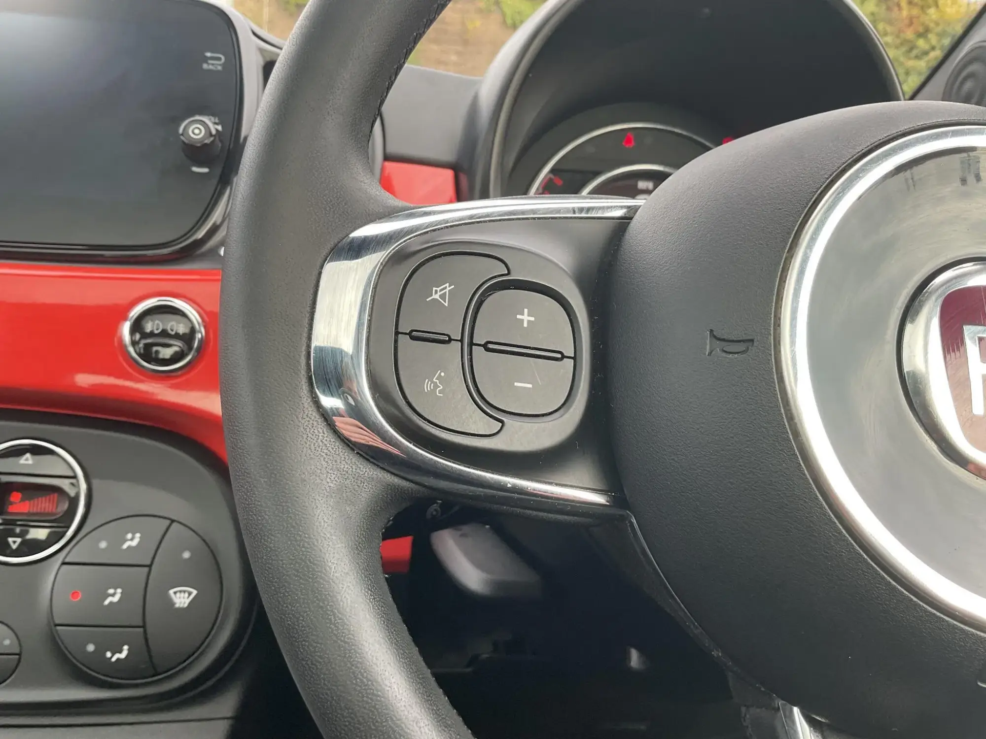 Fiat 500 Hybrid Image 26 Fiat 500 Hybrid Image 26