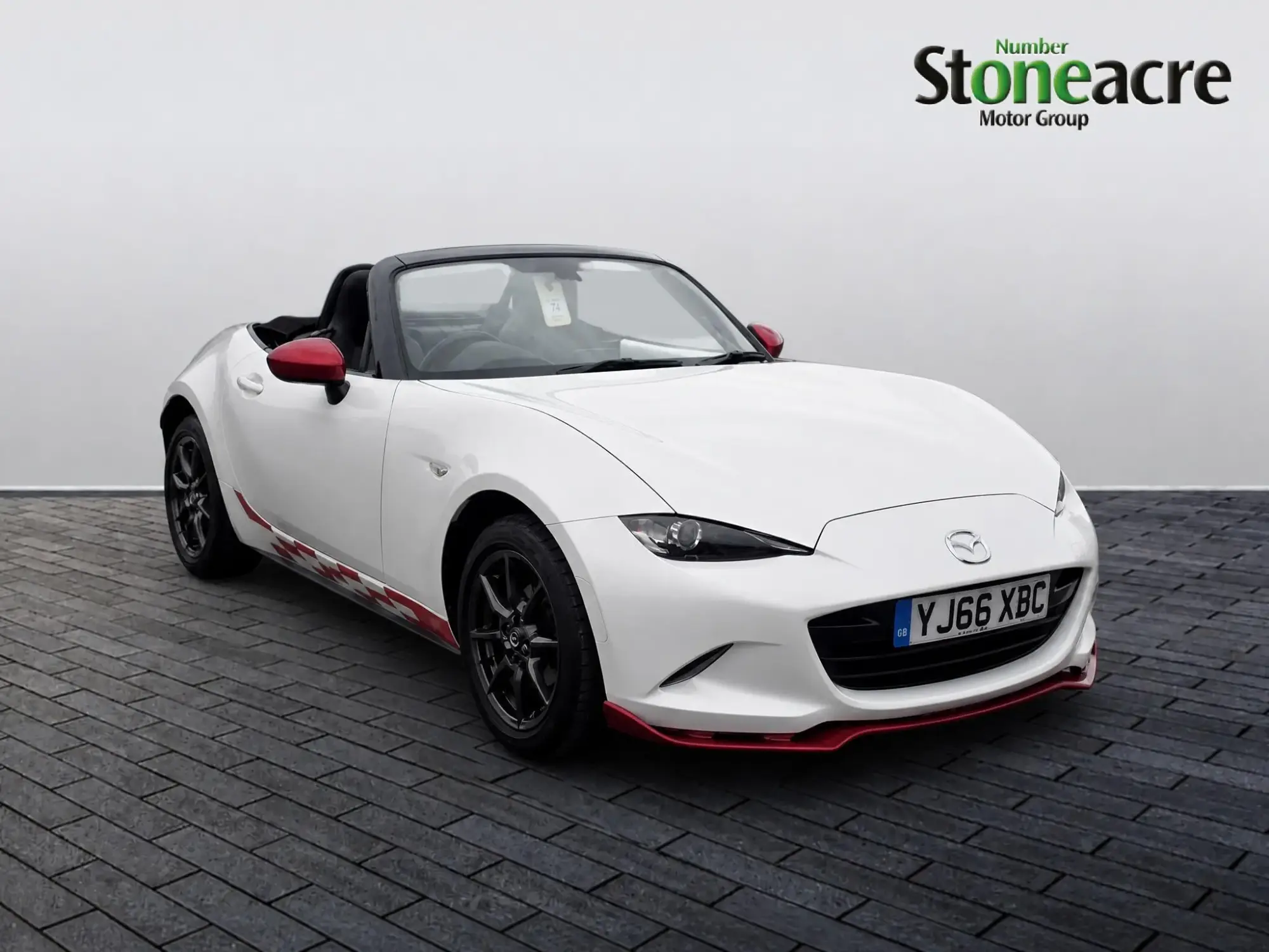 Mazda MX-5 1.5 SKYACTIV-G Icon Euro 6 2dr YJ66XBC Image 1 Mazda MX-5 1.5 SKYACTIV-G Icon Euro 6 2dr YJ66XBC Image 1
