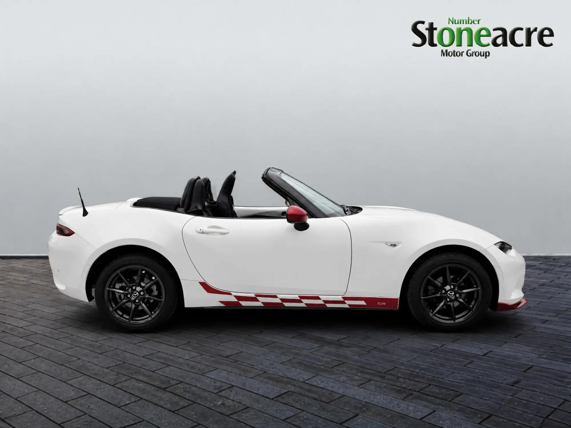 Mazda MX-5 1.5 SKYACTIV-G Icon Euro 6 2dr YJ66XBC Image 2 Mazda MX-5 1.5 SKYACTIV-G Icon Euro 6 2dr YJ66XBC Image 2