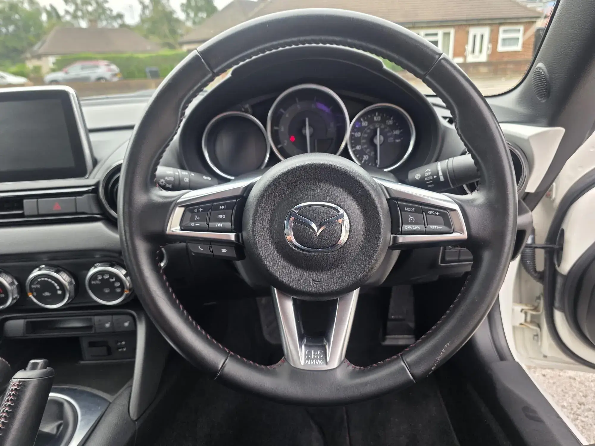 Mazda MX-5 Image 15