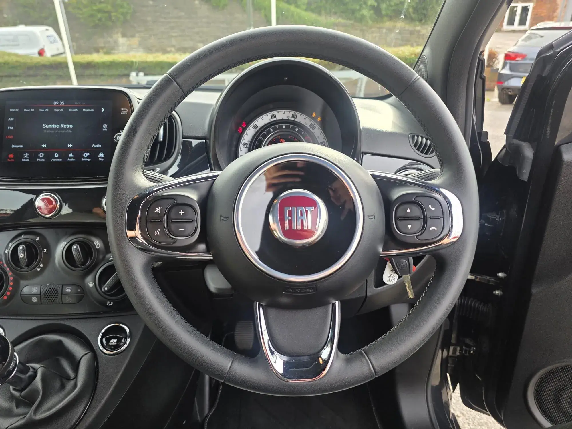 Fiat 500c Image 16 Fiat 500c Image 16