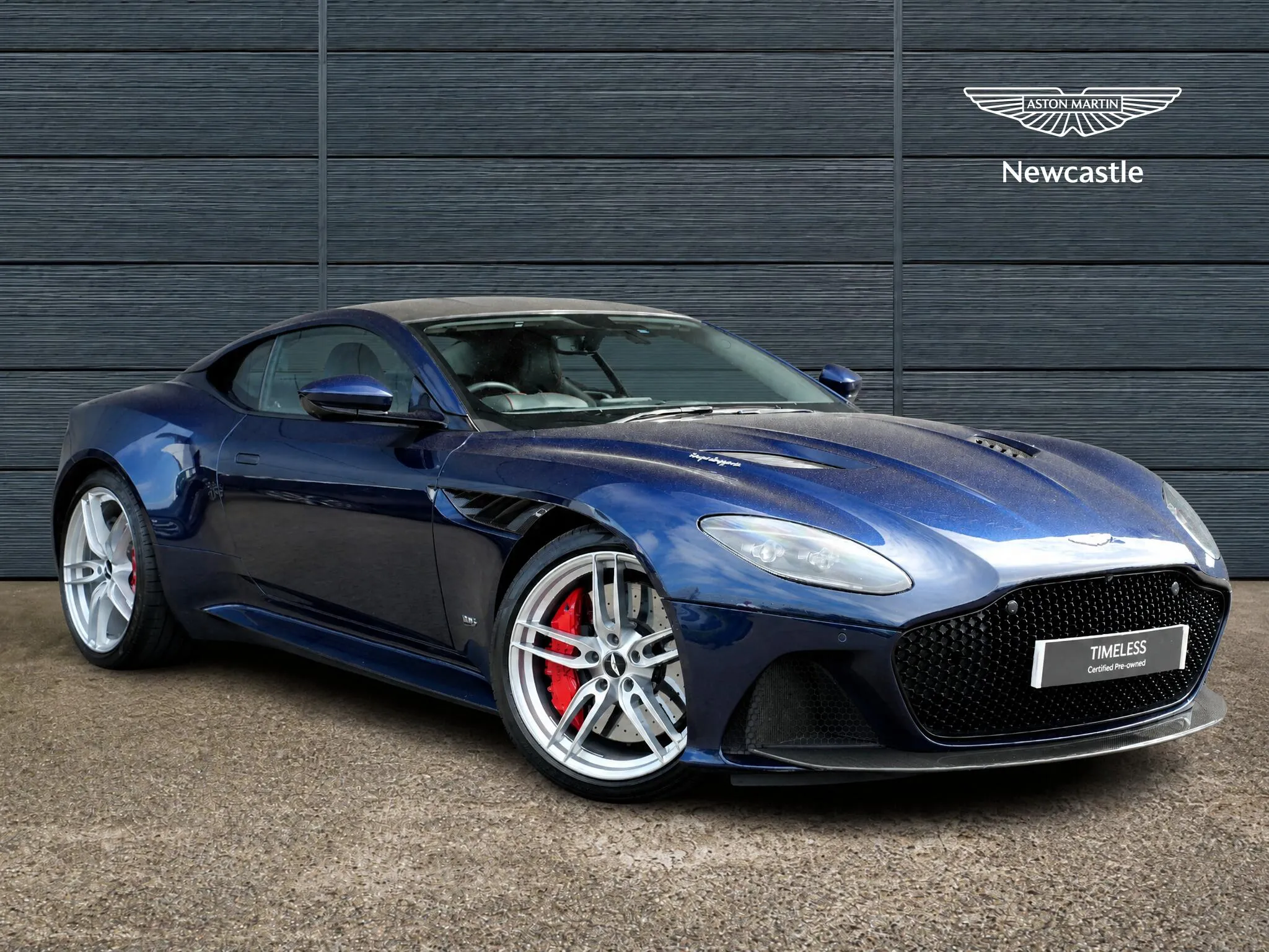 Aston Martin DBS