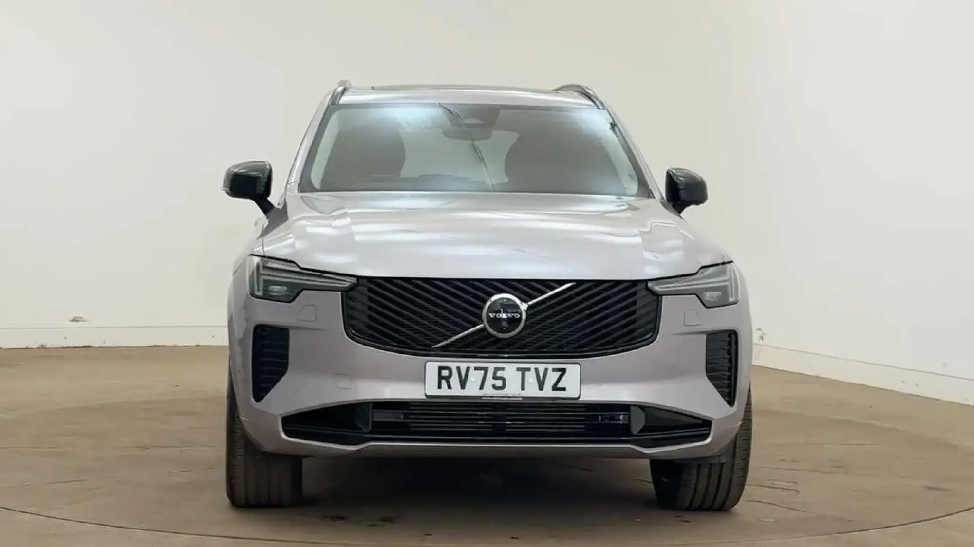 Volvo XC90 Plug-In Hybrid Image 8 Volvo XC90 Plug-In Hybrid Image 8
