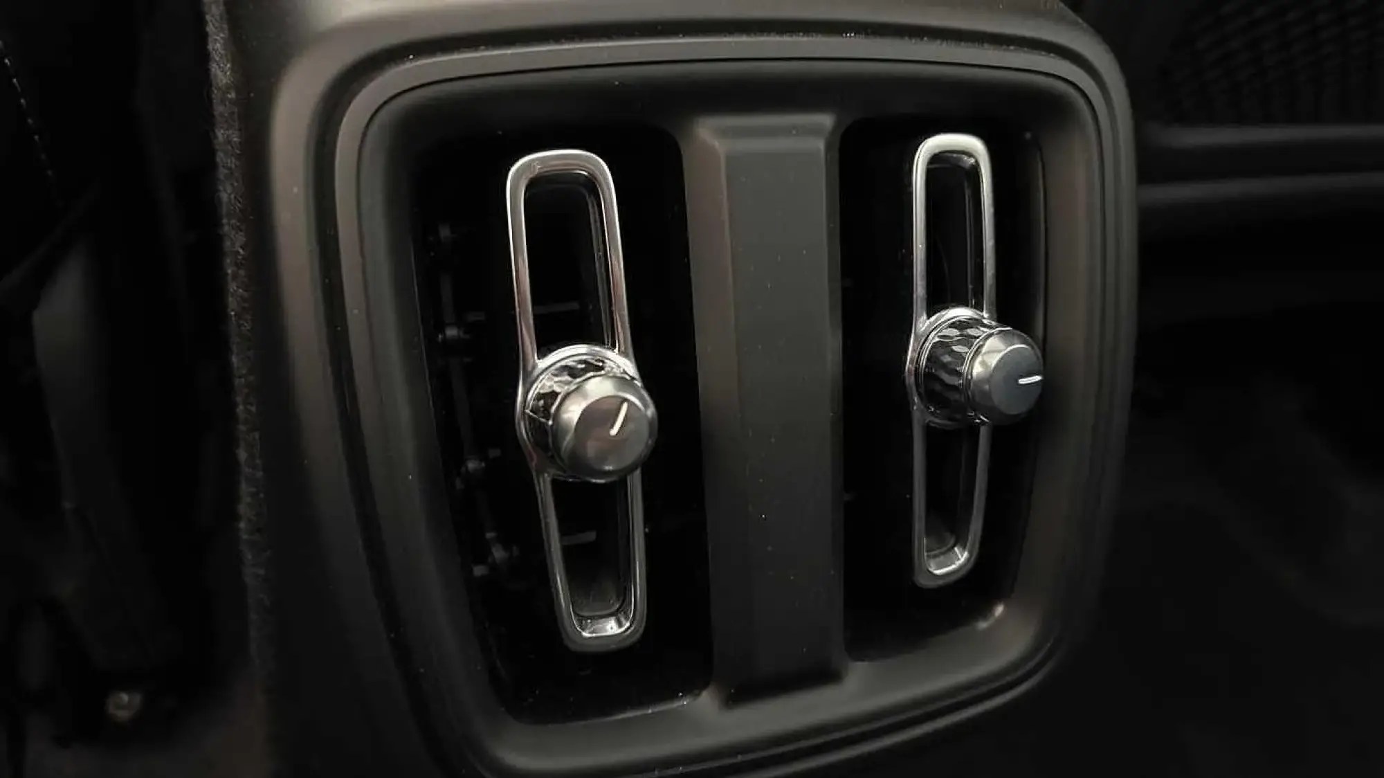 Volvo XC40 Image 16 Volvo XC40 Image 16