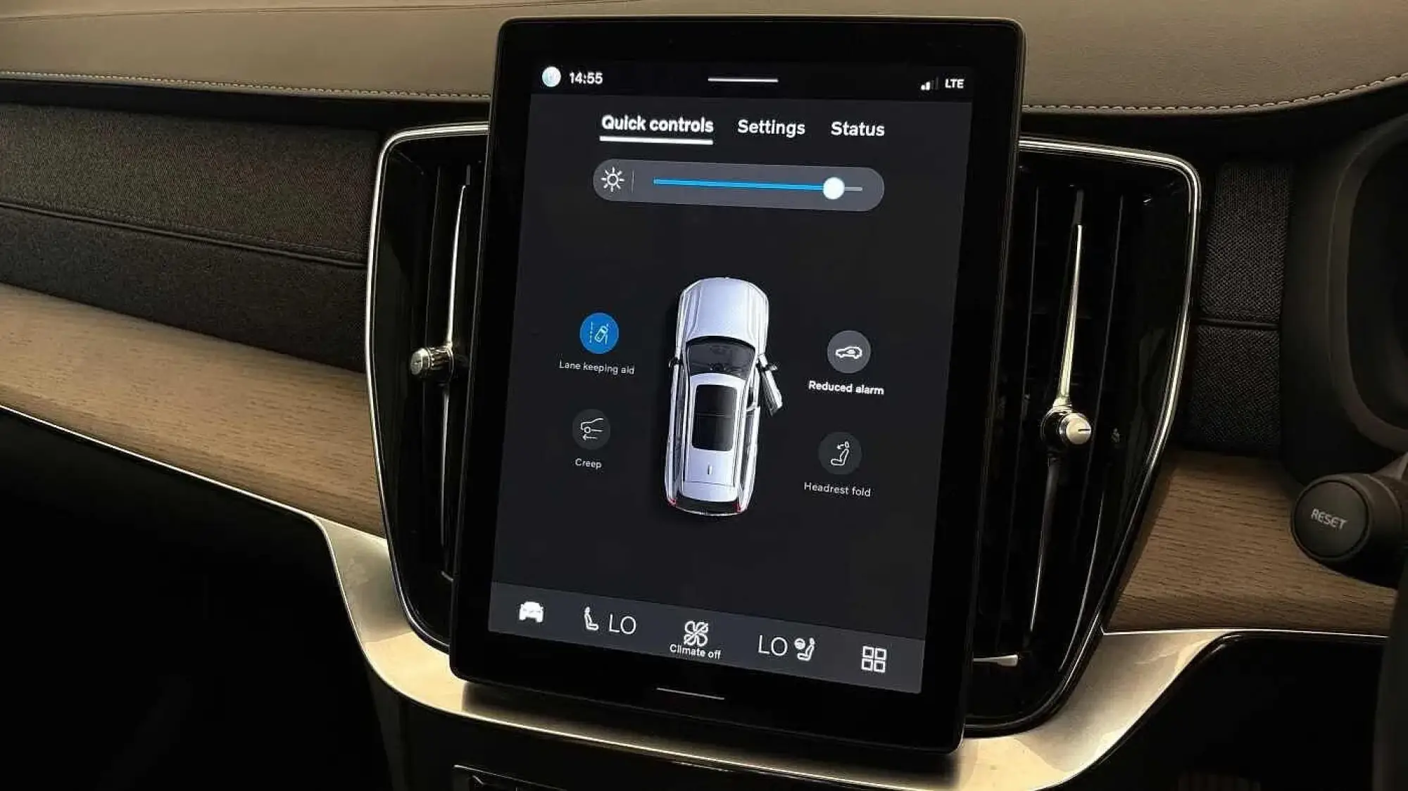 Volvo XC90 Plug-In Hybrid Image 34 Volvo XC90 Plug-In Hybrid Image 34