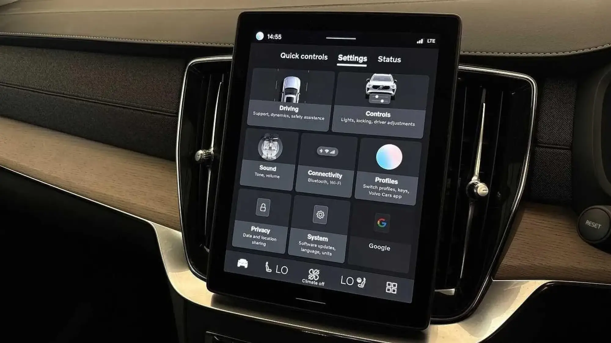 Volvo XC90 Plug-In Hybrid Image 35 Volvo XC90 Plug-In Hybrid Image 35