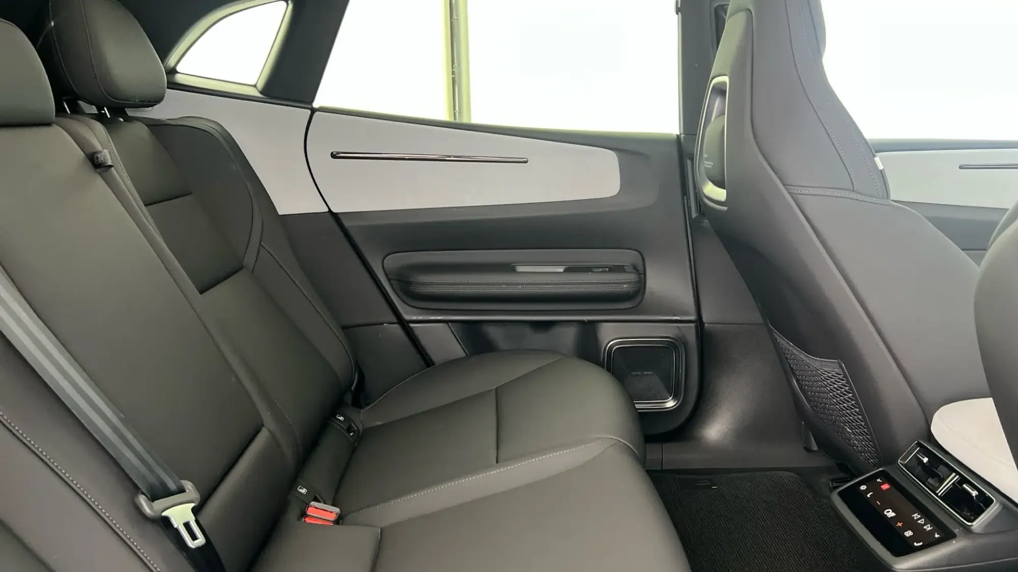 Polestar 4 Image 19