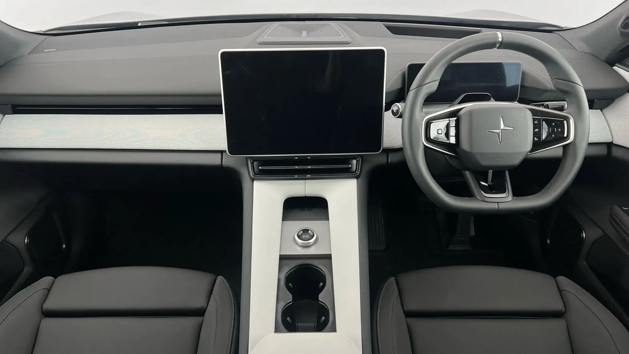 Polestar 4 Image 21