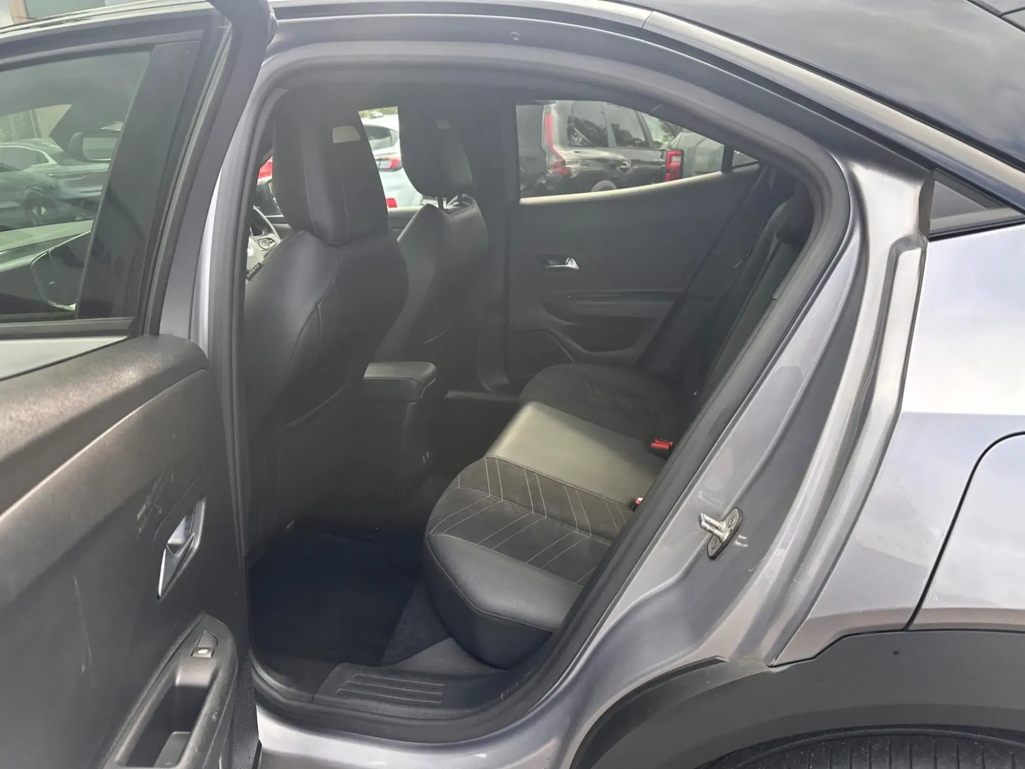 Vauxhall Mokka Image 10 Vauxhall Mokka Image 10