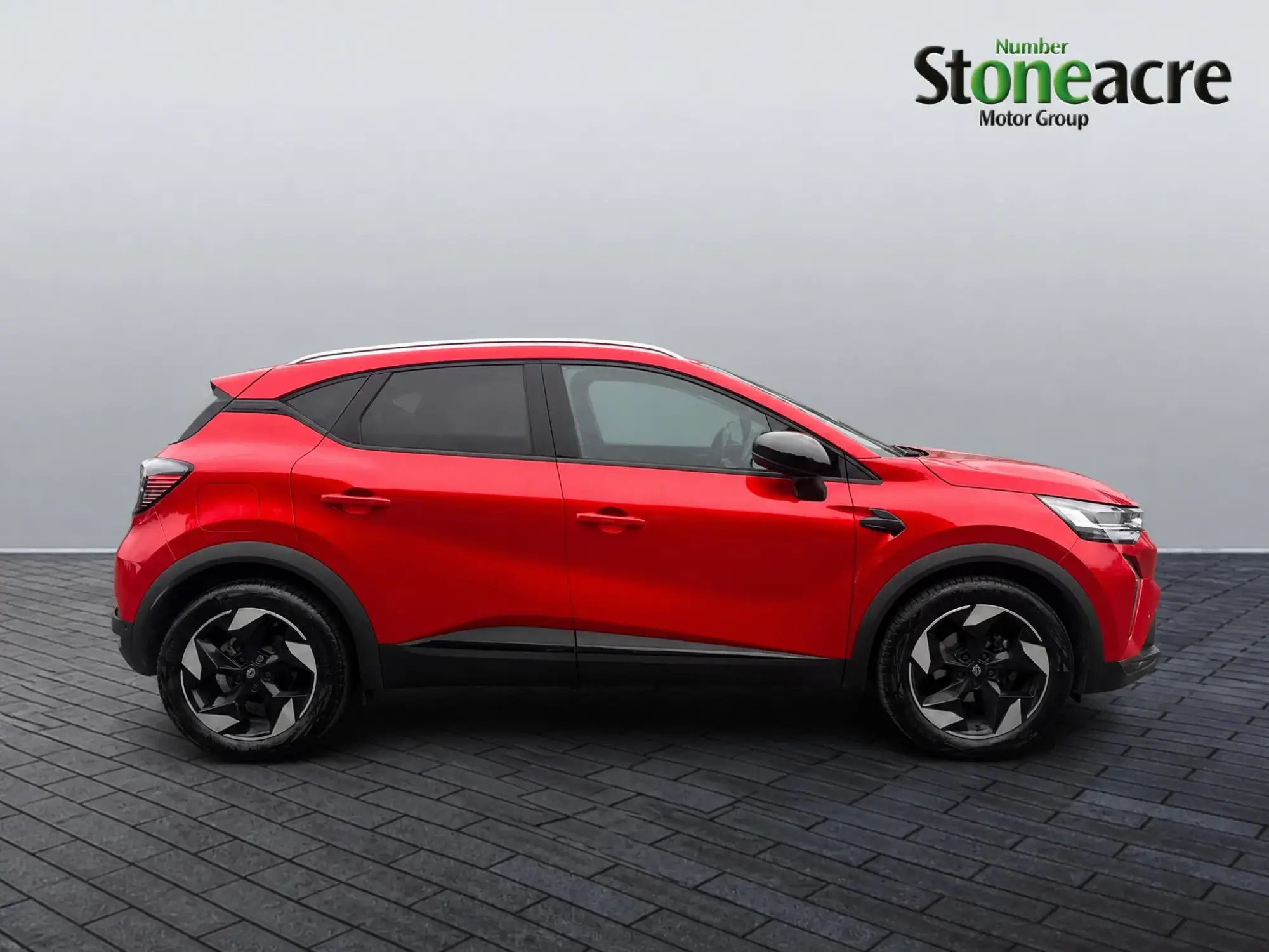 Renault Captur 1.0 TCe techno Euro 6 (s/s) 5dr HN75CUC Image 2 Renault Captur 1.0 TCe techno Euro 6 (s/s) 5dr HN75CUC Image 2