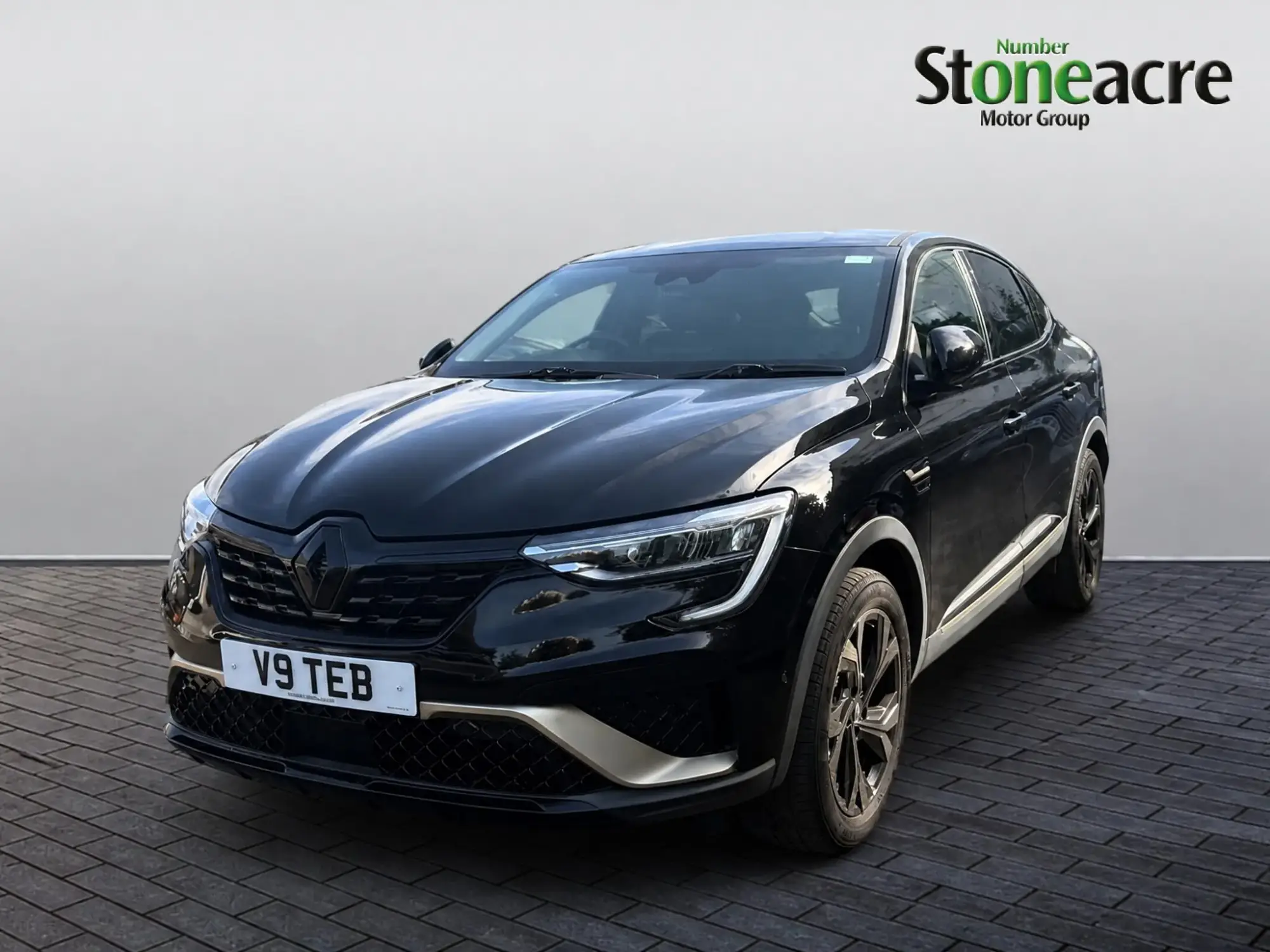 Renault Arkana E-Tech 1.6 E-Tech full hybrid 145 Engineered 5dr Auto V9TEB Image 3 Renault Arkana E-Tech 1.6 E-Tech full hybrid 145 Engineered 5dr Auto V9TEB Image 3