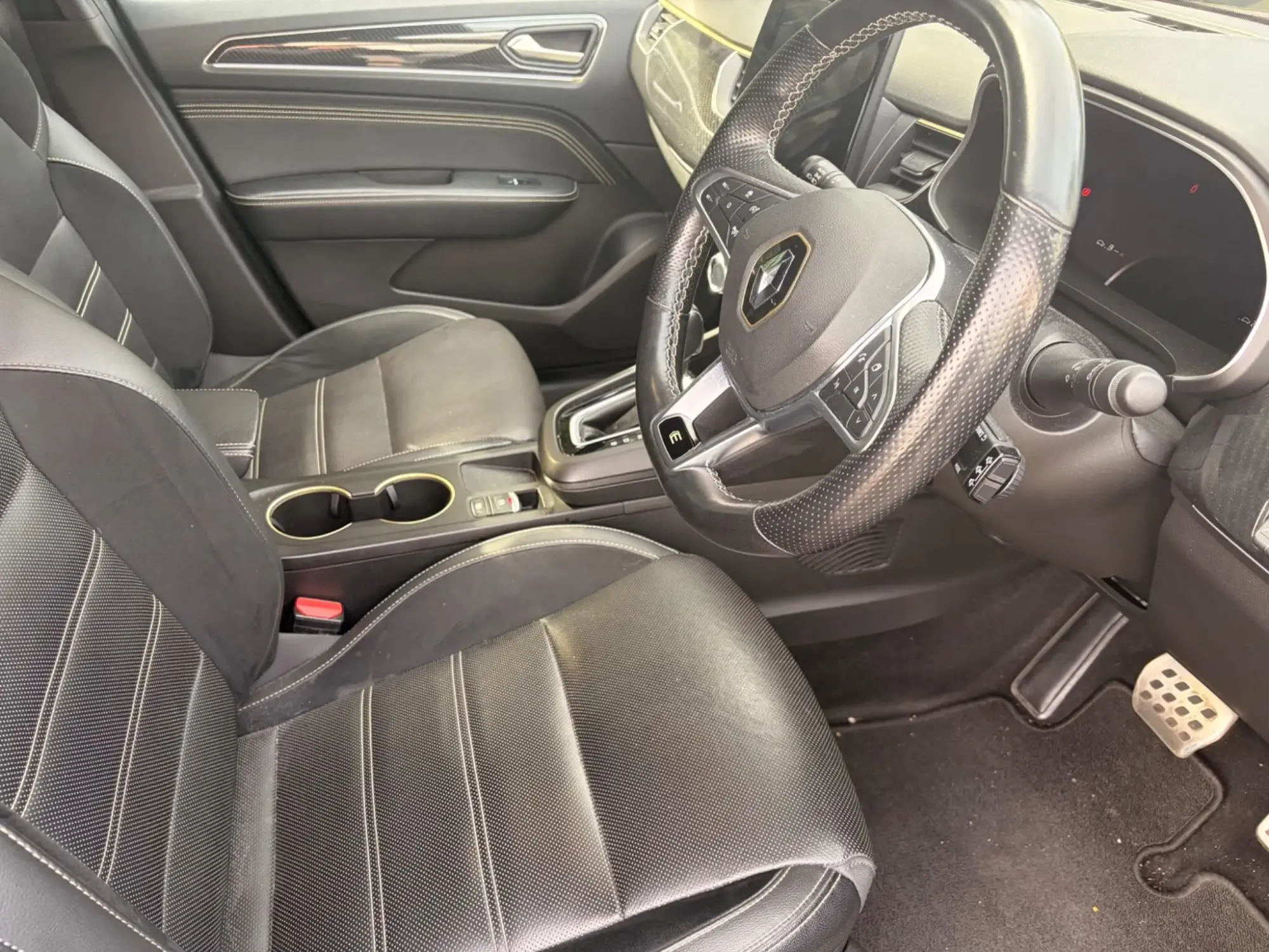 Renault Arkana E-Tech Image 21 Renault Arkana E-Tech Image 21