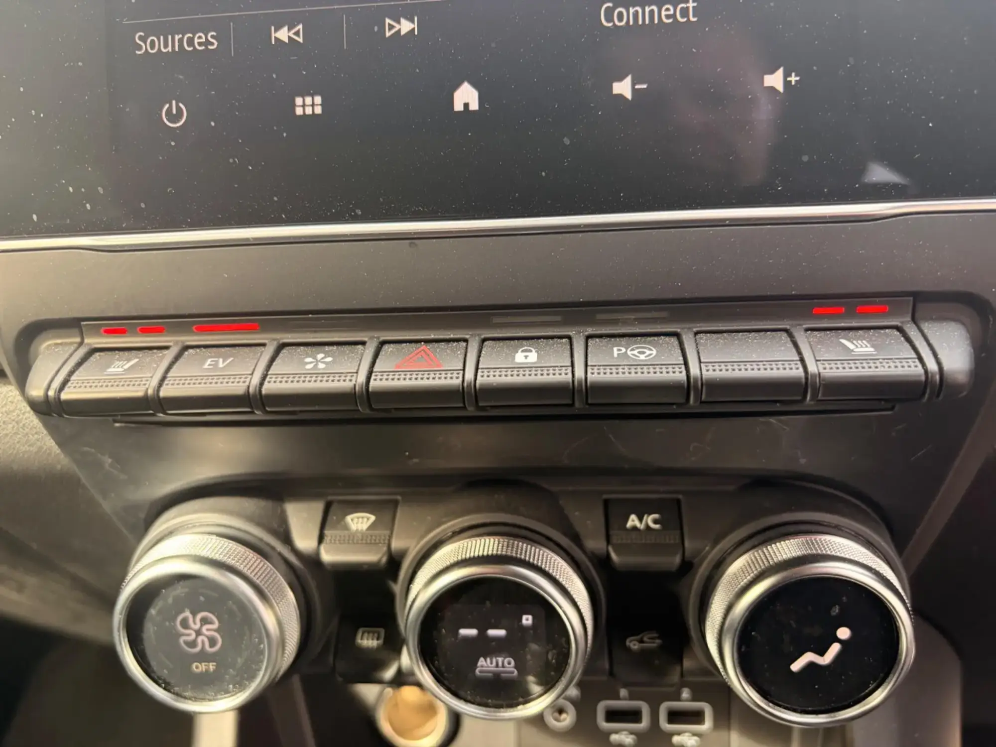 Renault Arkana E-Tech Image 27 Renault Arkana E-Tech Image 27