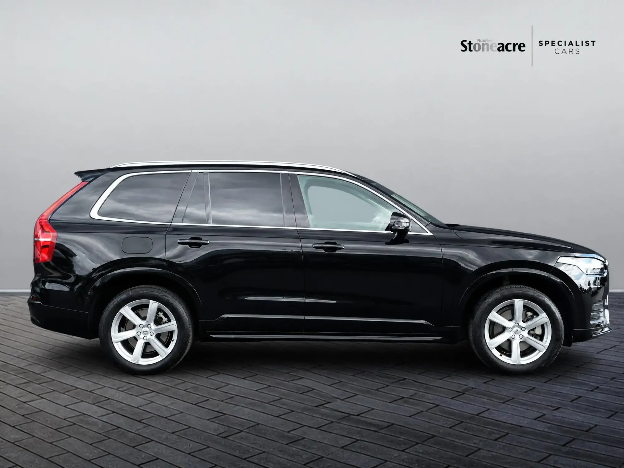 Volvo XC90 Core, B5 AWD mild hybrid, Petrol, 7 Seats YC74VMW Image 2 Volvo XC90 Core, B5 AWD mild hybrid, Petrol, 7 Seats YC74VMW Image 2