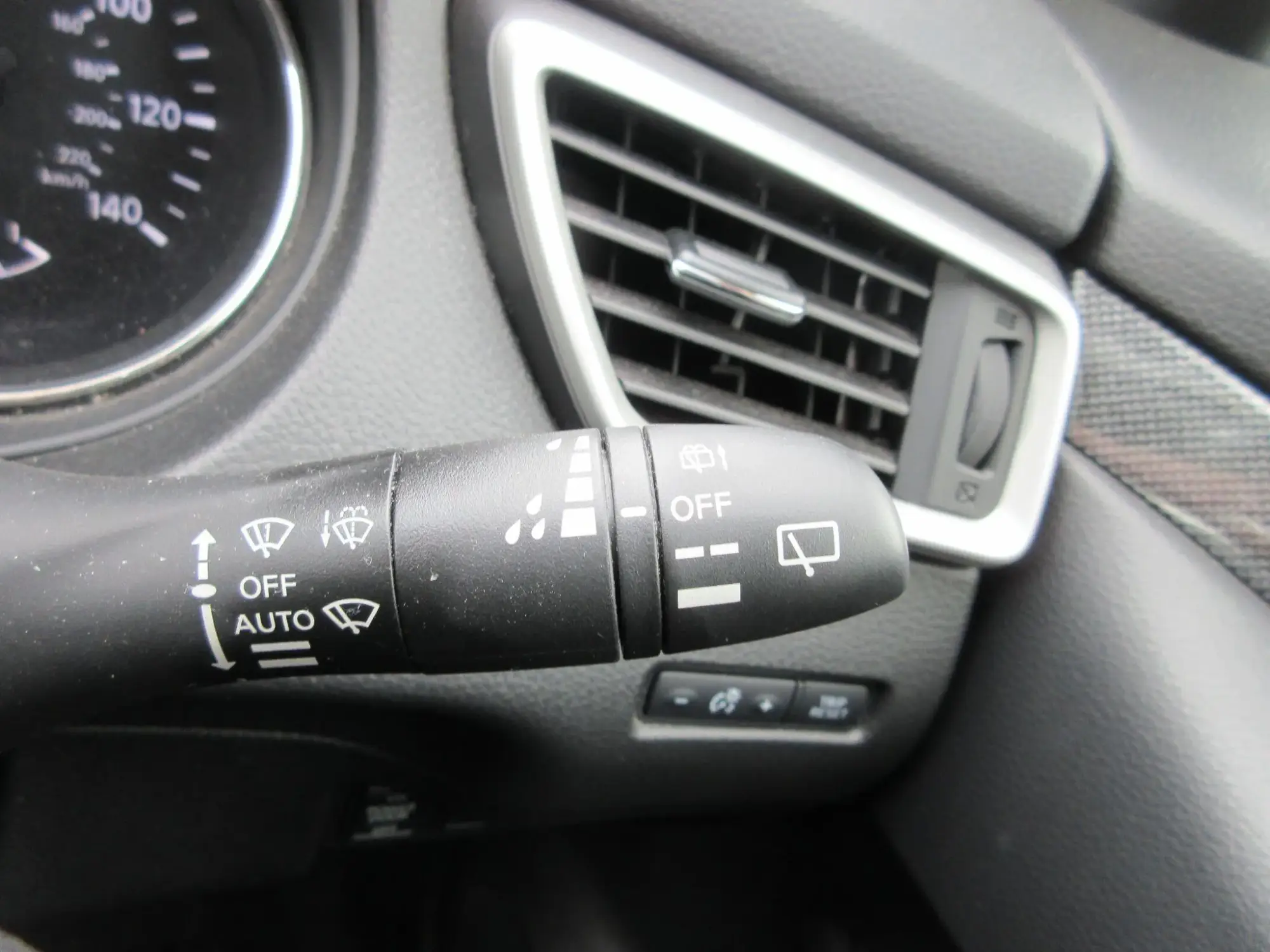Nissan X-Trail Image 40 Nissan X-Trail Image 40