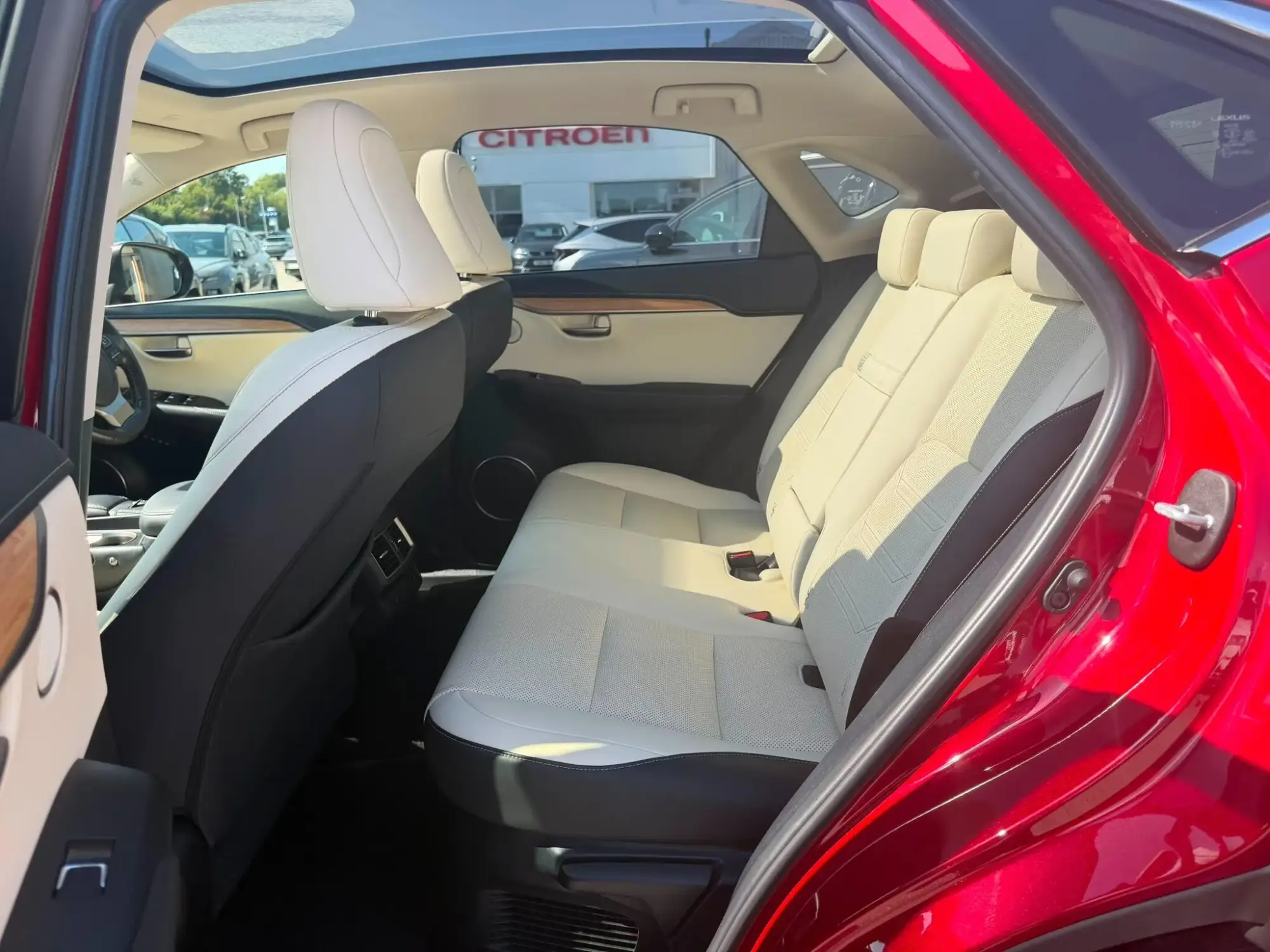 Lexus NX Self-Charging Hybrid Image 32 Lexus NX Self-Charging Hybrid Image 32