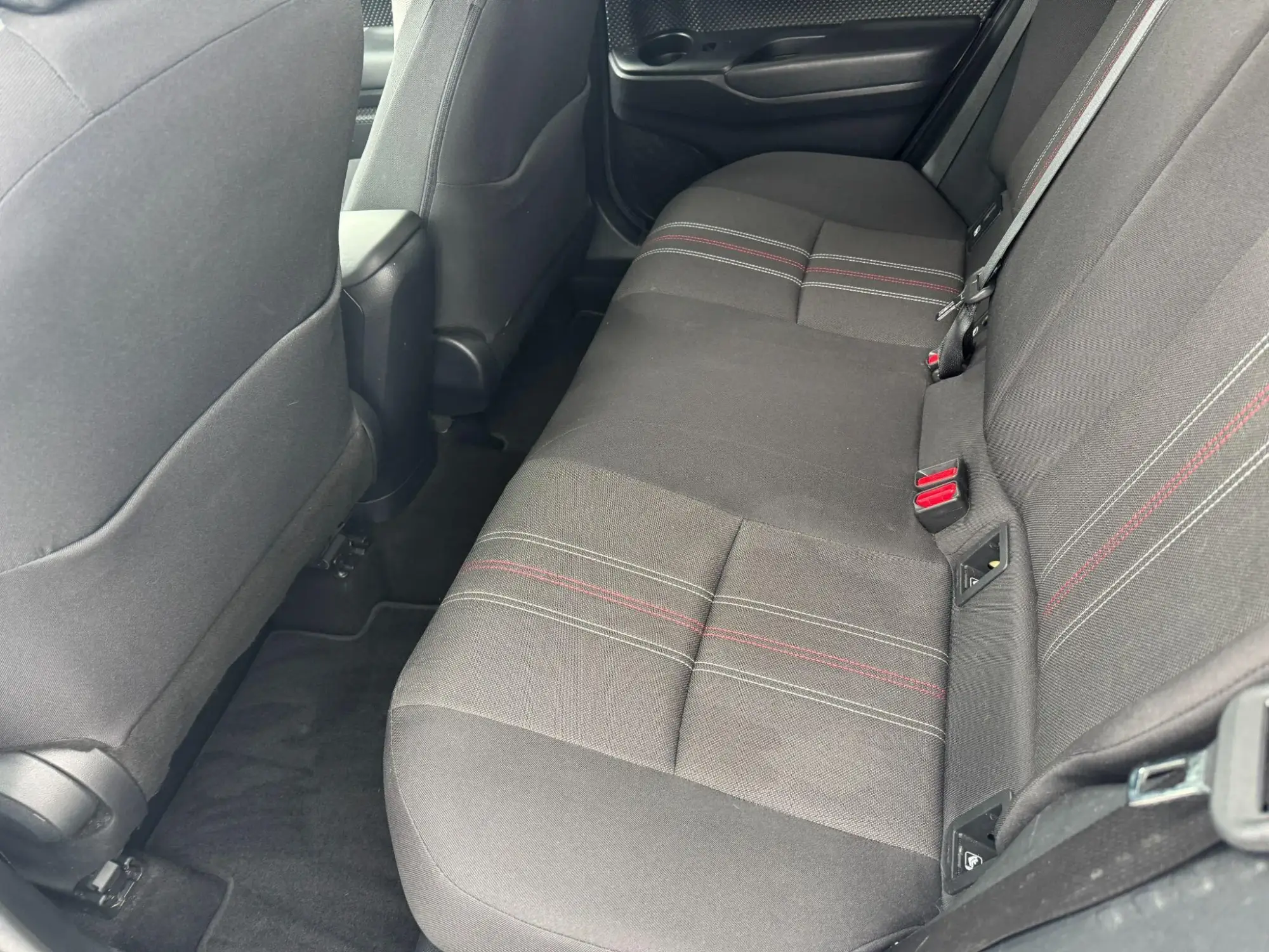 Toyota C-HR Self-Charging Hybrid Image 13 Toyota C-HR Self-Charging Hybrid Image 13