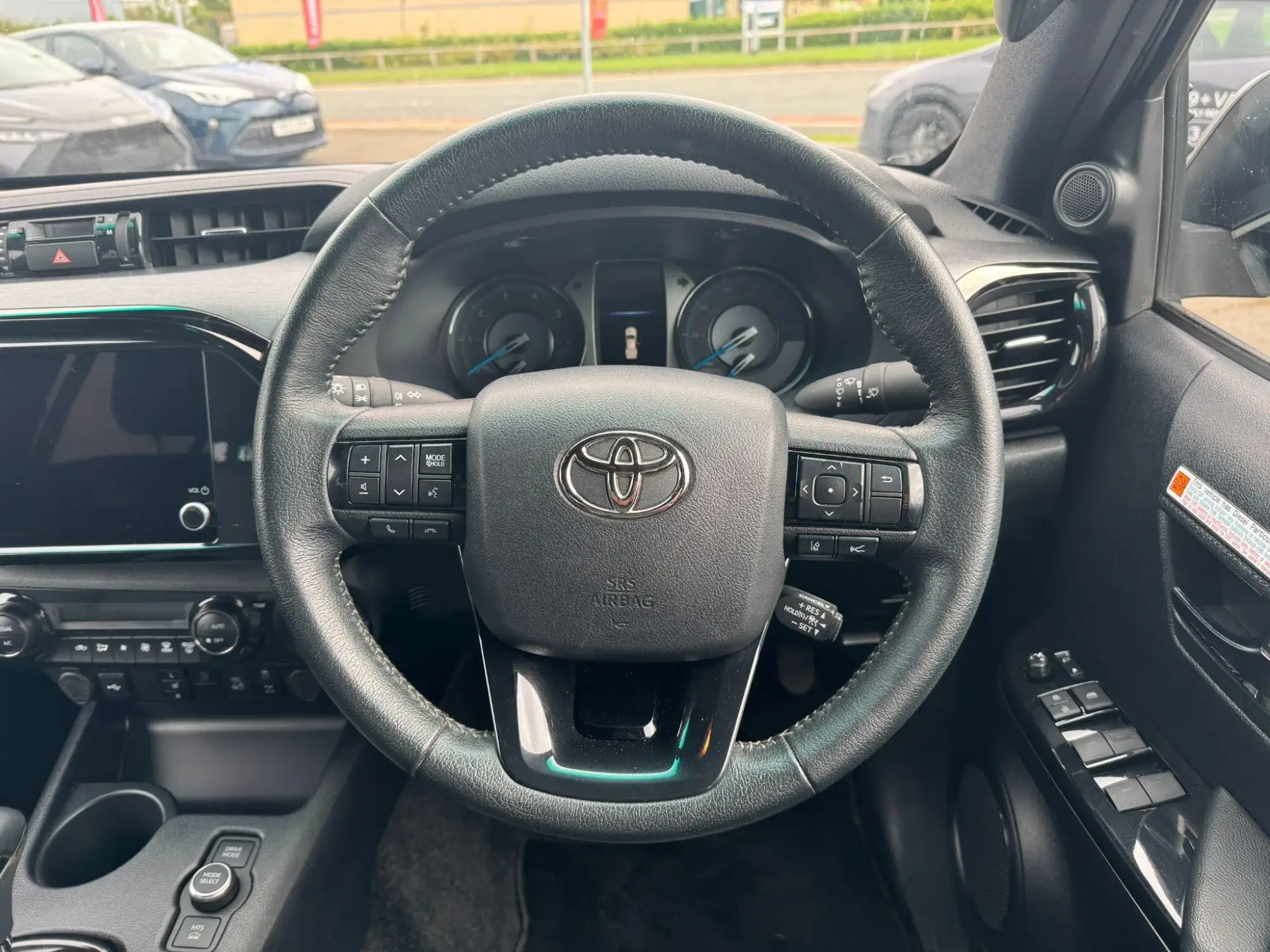 Toyota Hilux Image 16