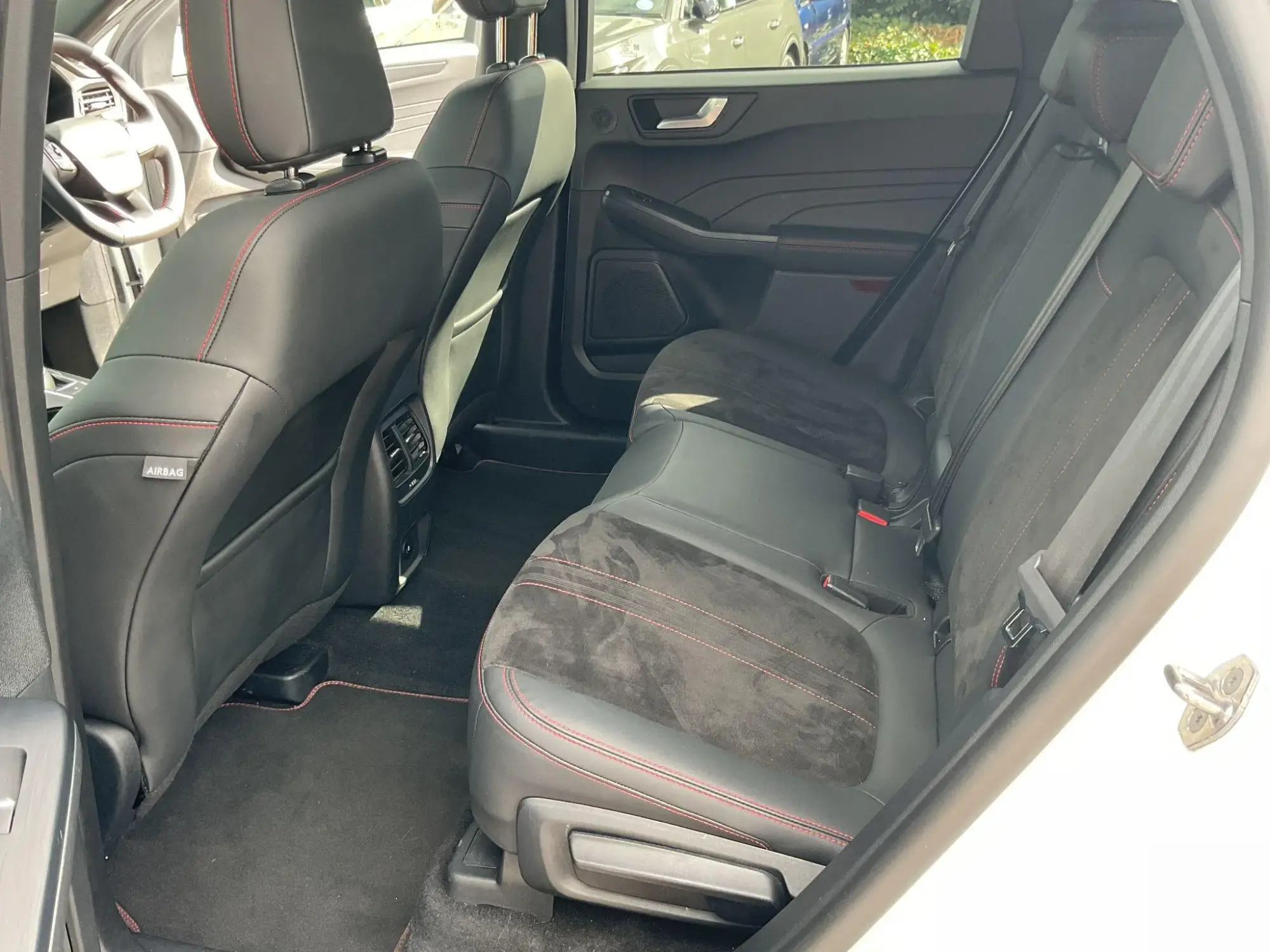 Ford Kuga Image 15