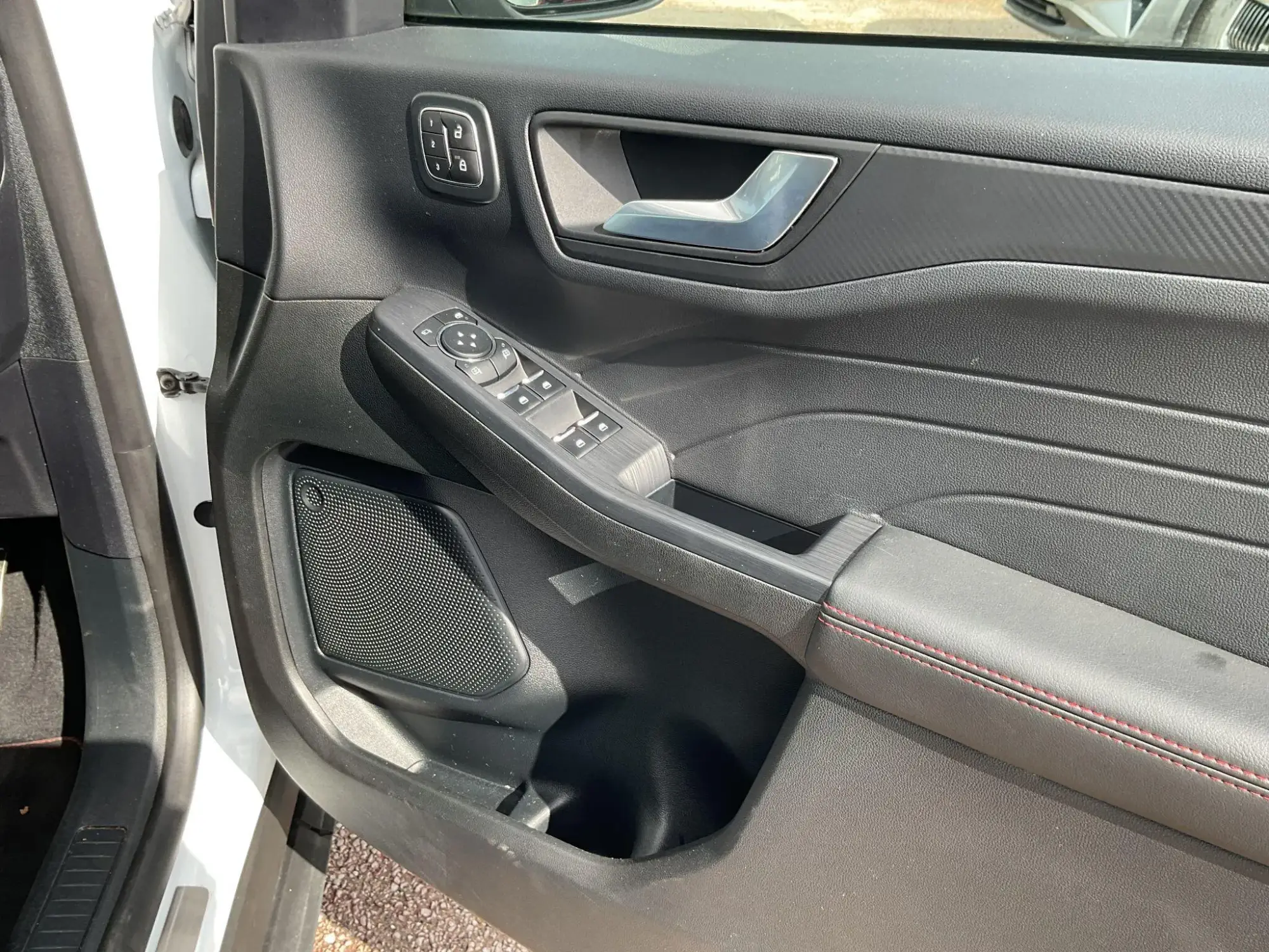 Ford Kuga Image 22