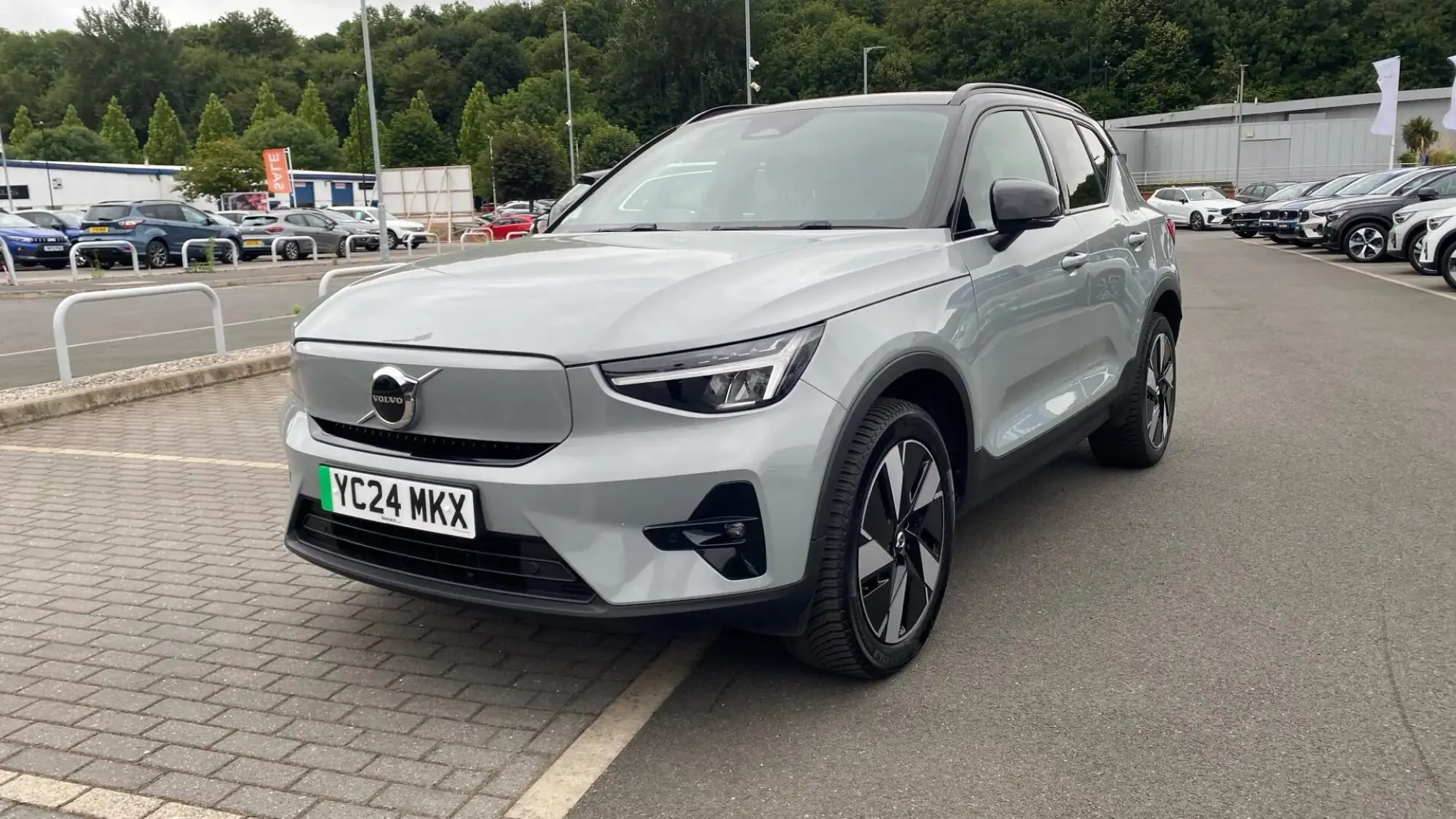 Volvo XC40 Recharge Electric 175kW Recharge Plus 69kWh 5dr Auto YC24MKX Image 3 Volvo XC40 Recharge Electric 175kW Recharge Plus 69kWh 5dr Auto YC24MKX Image 3