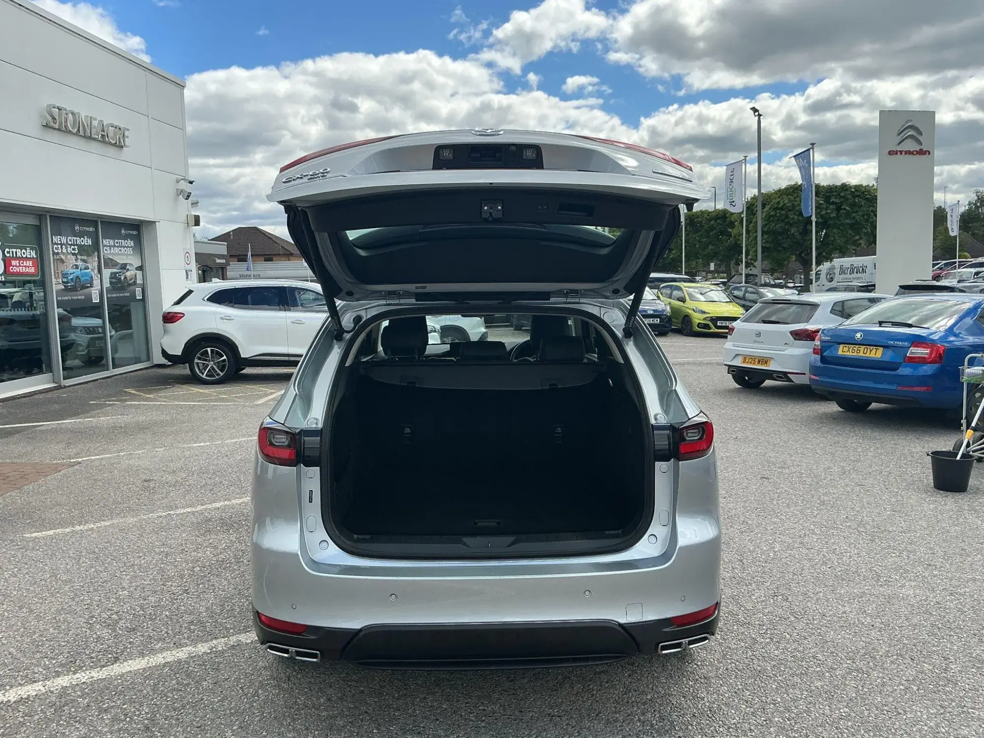 Mazda CX-60 PHEV Image 10