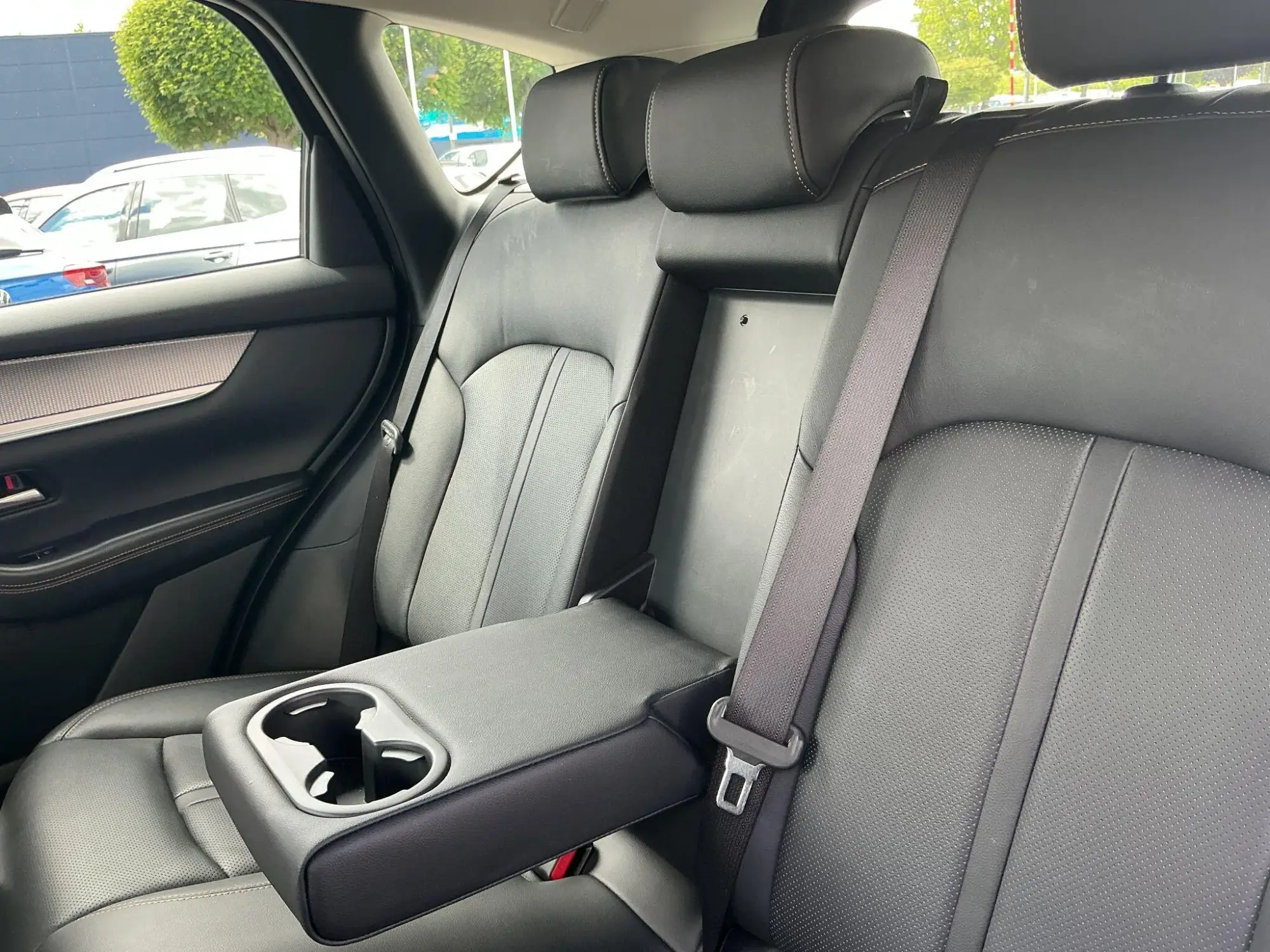 Mazda CX-60 PHEV Image 18