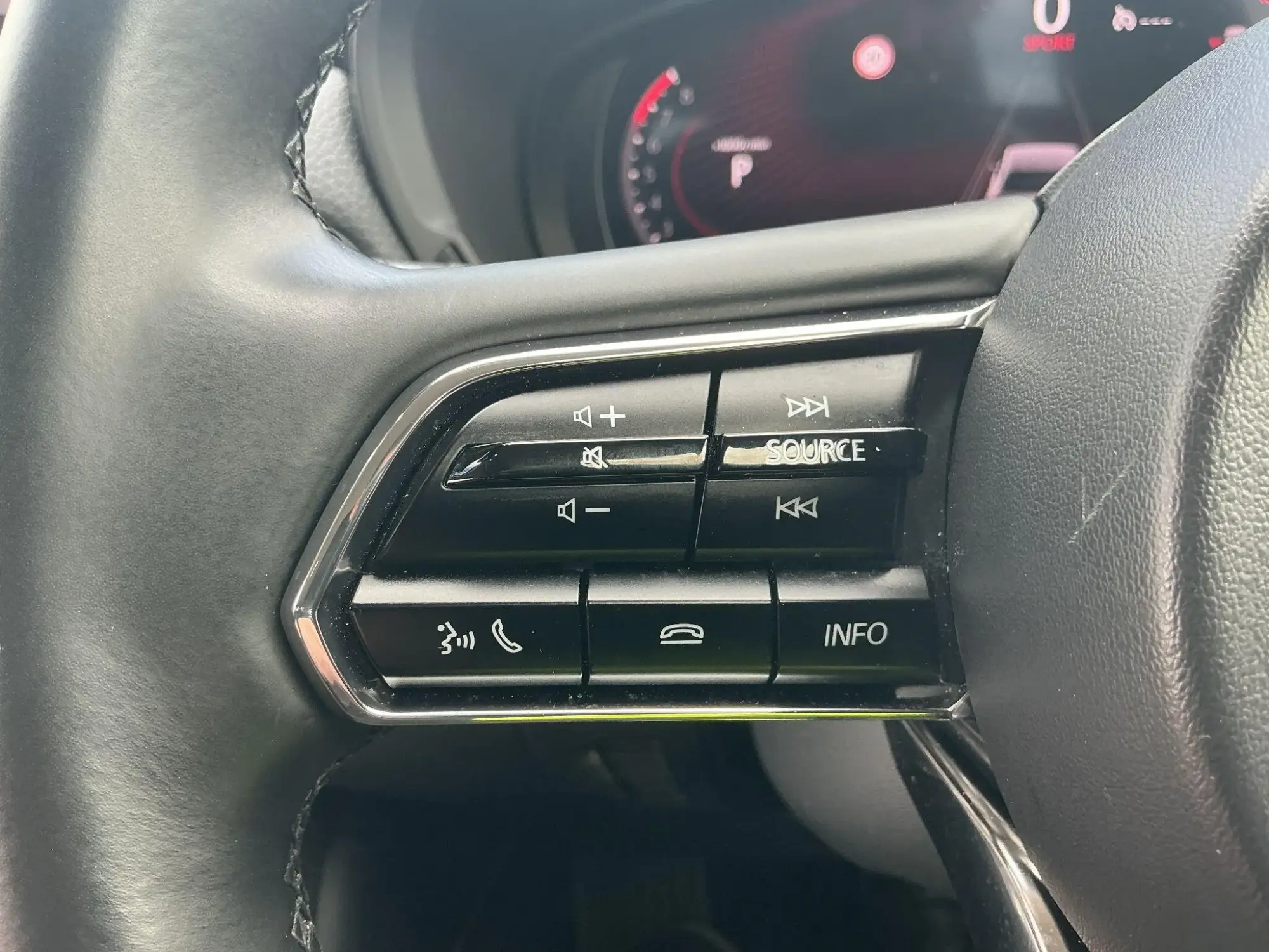 Mazda CX-60 PHEV Image 21