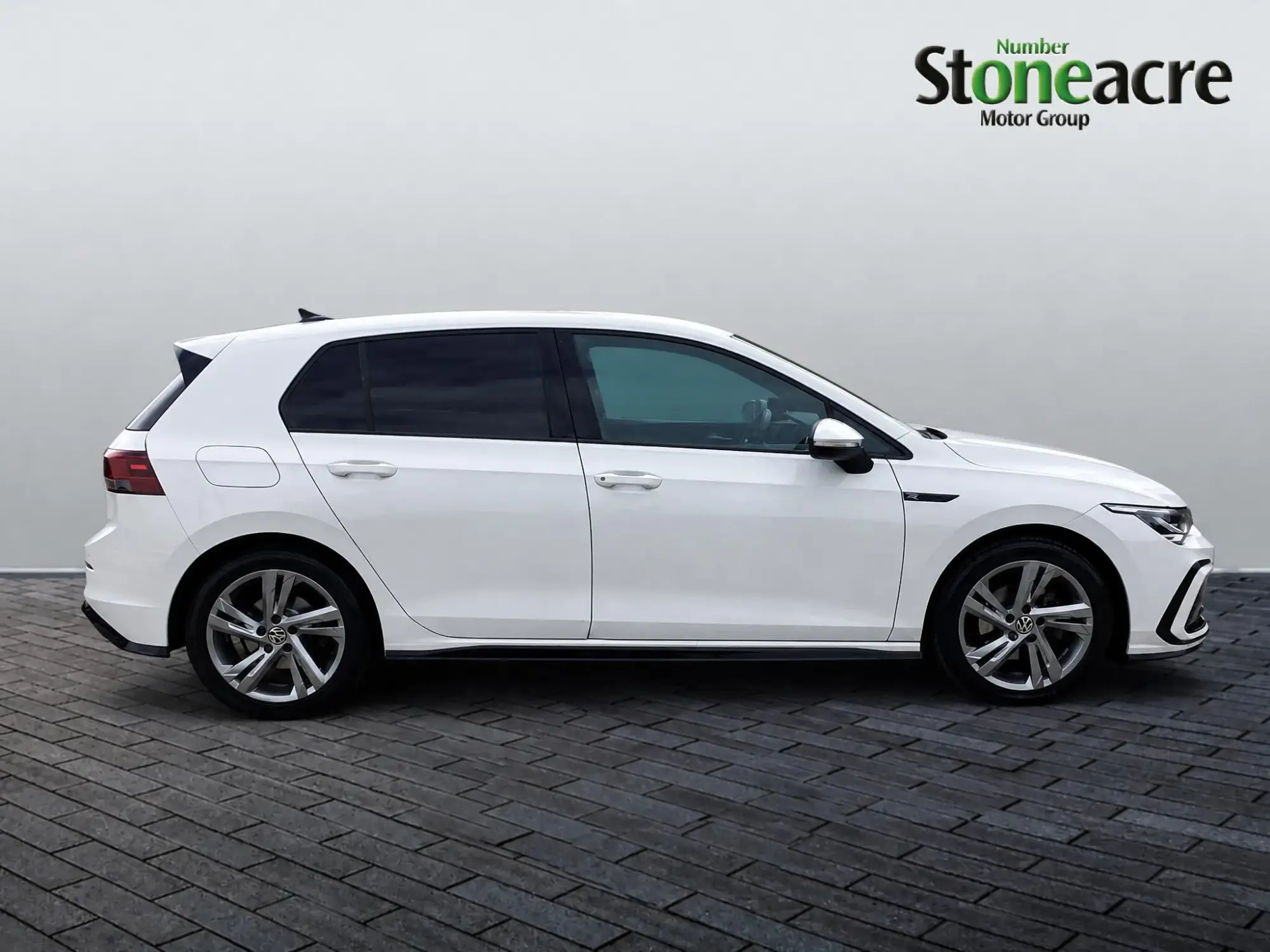 Volkswagen Golf 1.5 eTSI MHEV R-Line DSG Euro 6 (s/s) 5dr WG71LWZ Image 2 Volkswagen Golf 1.5 eTSI MHEV R-Line DSG Euro 6 (s/s) 5dr WG71LWZ Image 2