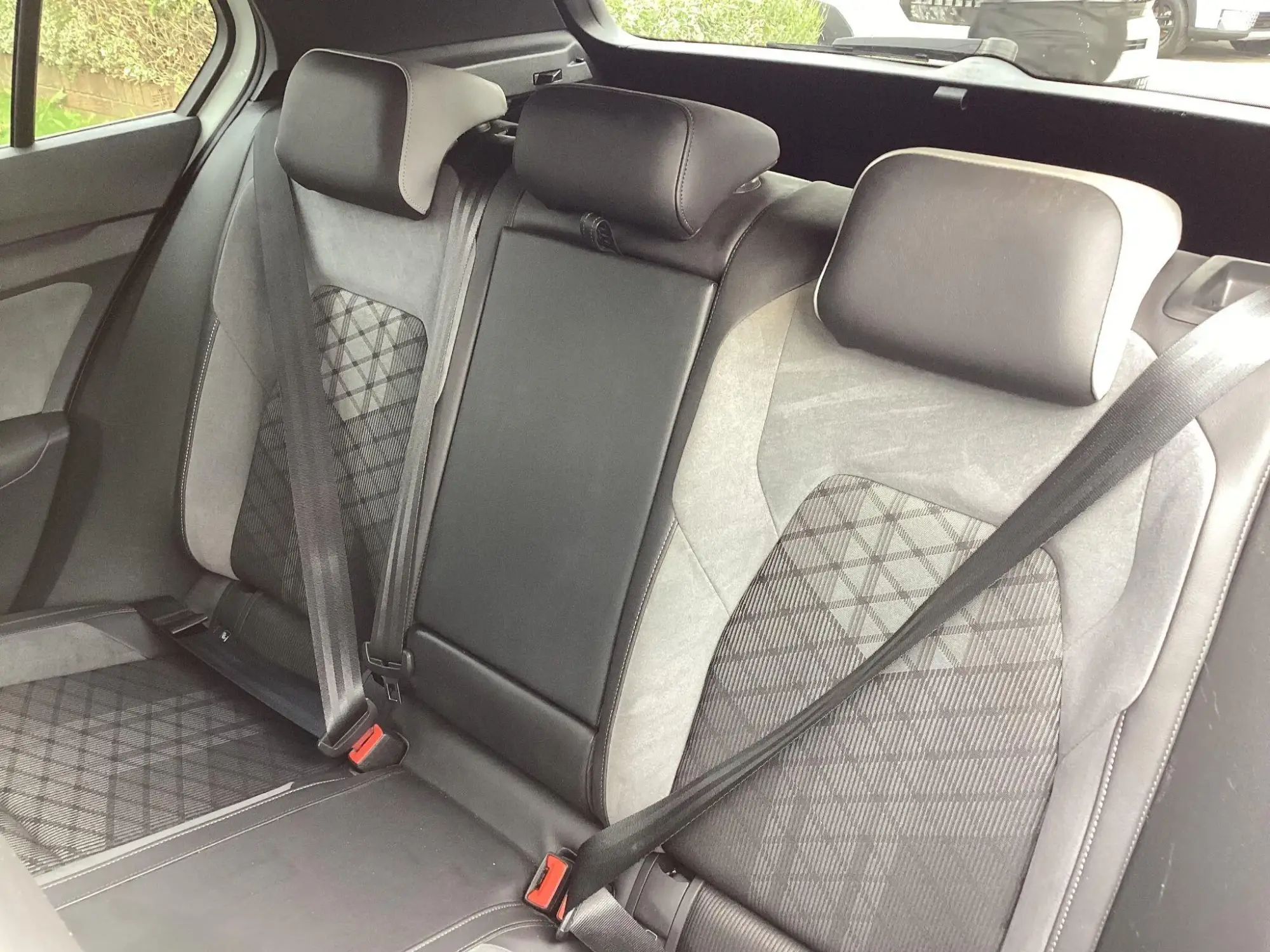 Volkswagen Golf Image 15
