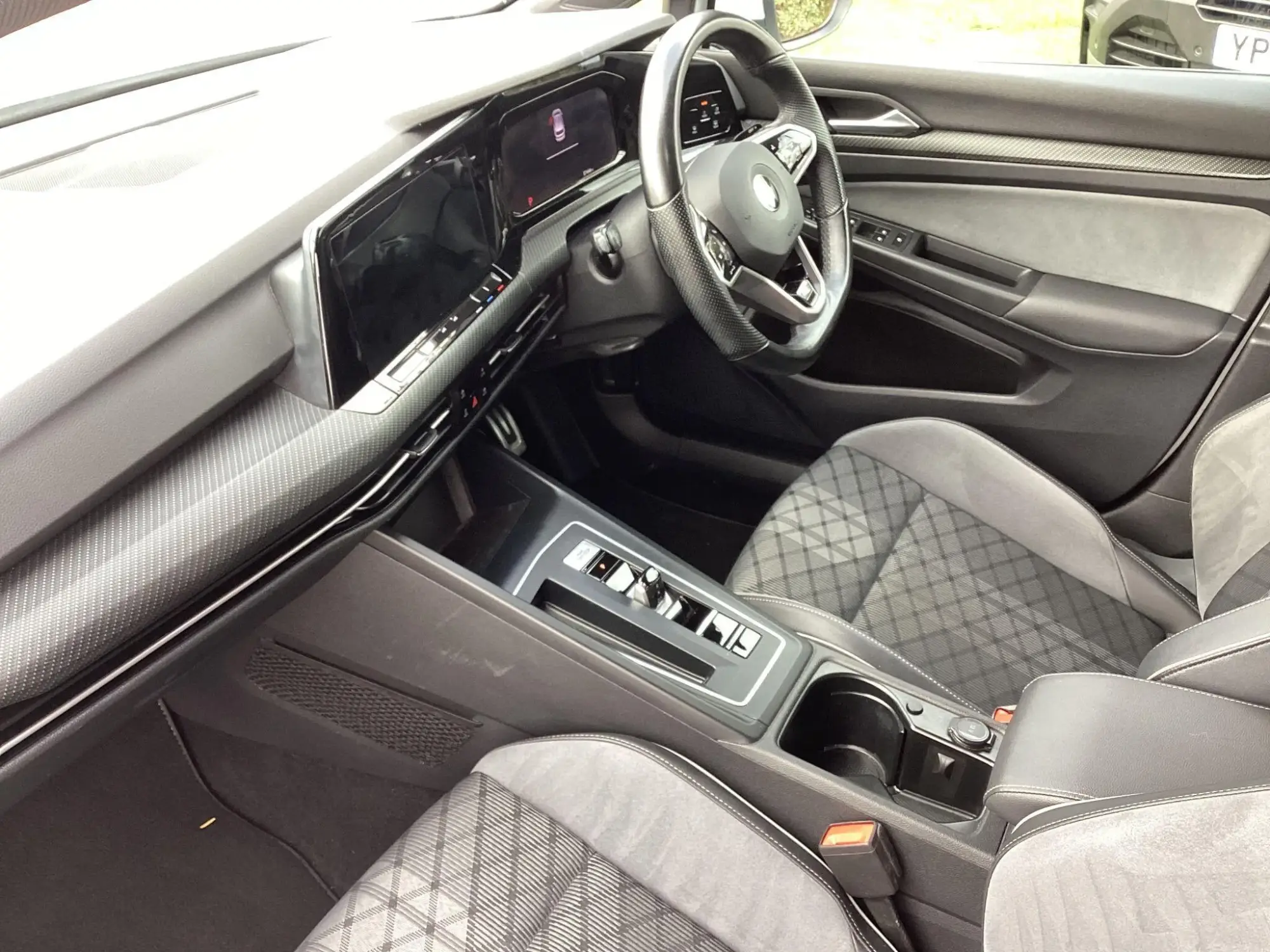 Volkswagen Golf Image 16