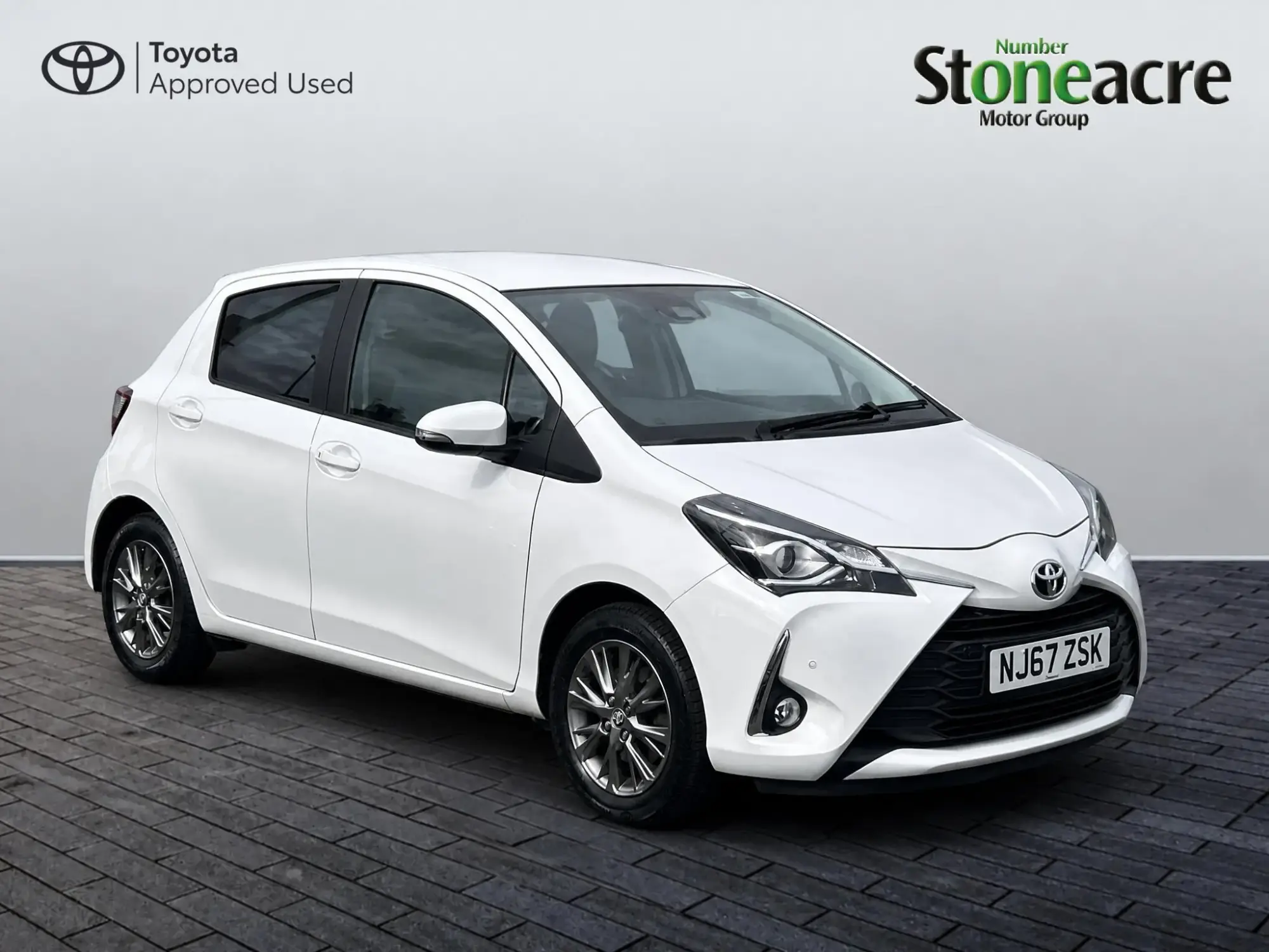 Toyota Yaris 1.5 VVT-i Icon Tech Euro 6 5dr NJ67ZSK Image 1 Toyota Yaris 1.5 VVT-i Icon Tech Euro 6 5dr NJ67ZSK Image 1