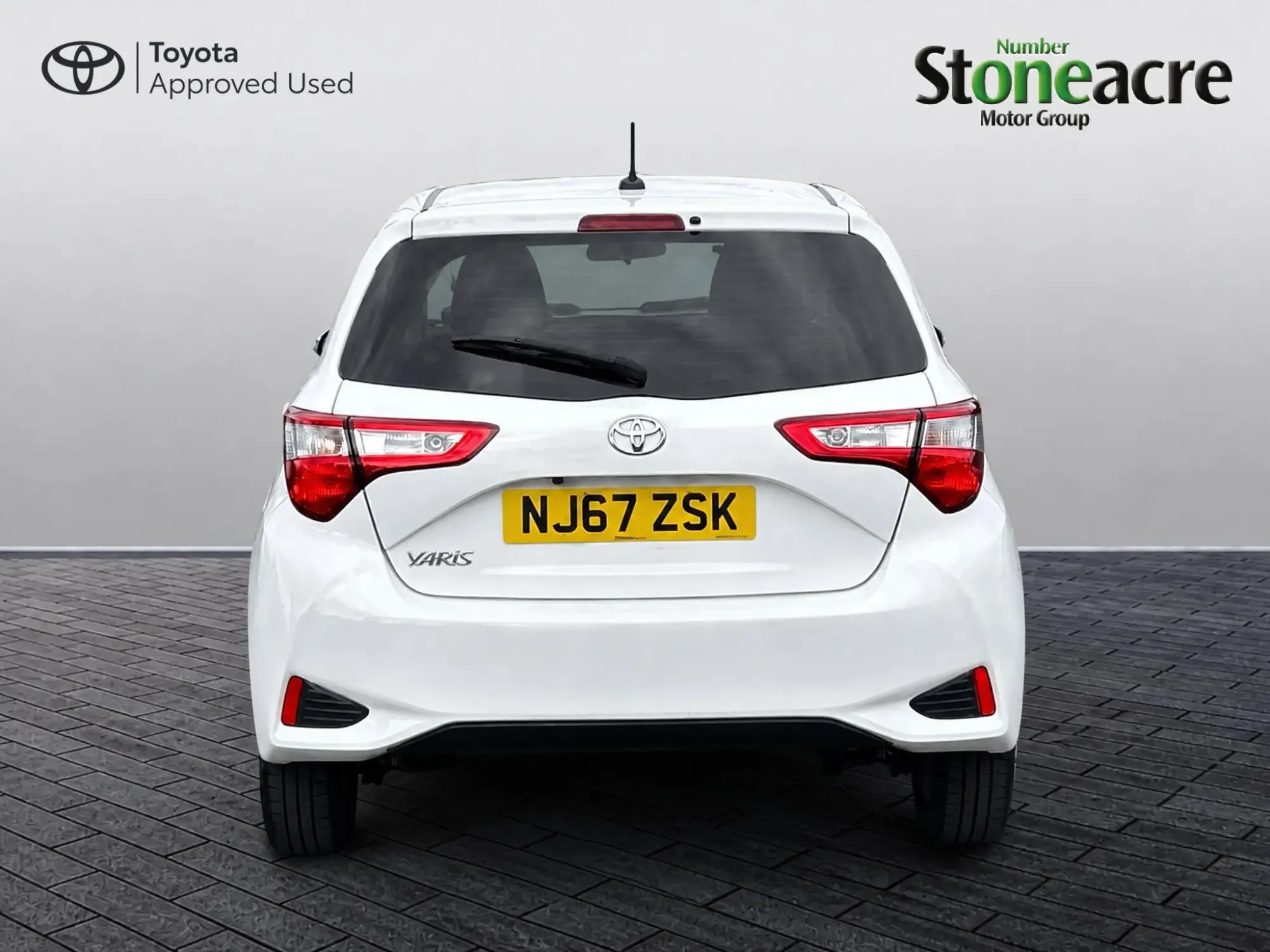 Toyota Yaris Image 4