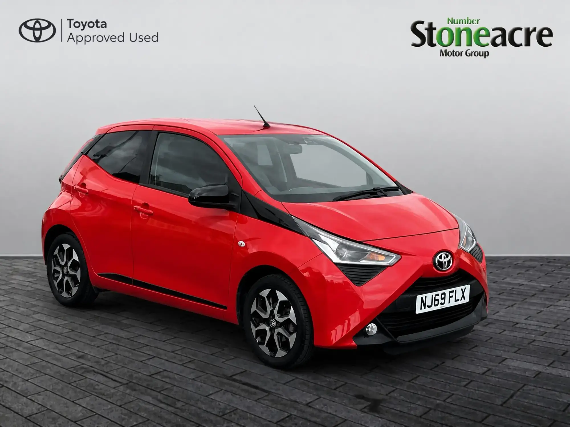 Toyota Aygo 1.0 VVT-i X-Trend 5dr NJ69FLX Image 1 Toyota Aygo 1.0 VVT-i X-Trend 5dr NJ69FLX Image 1