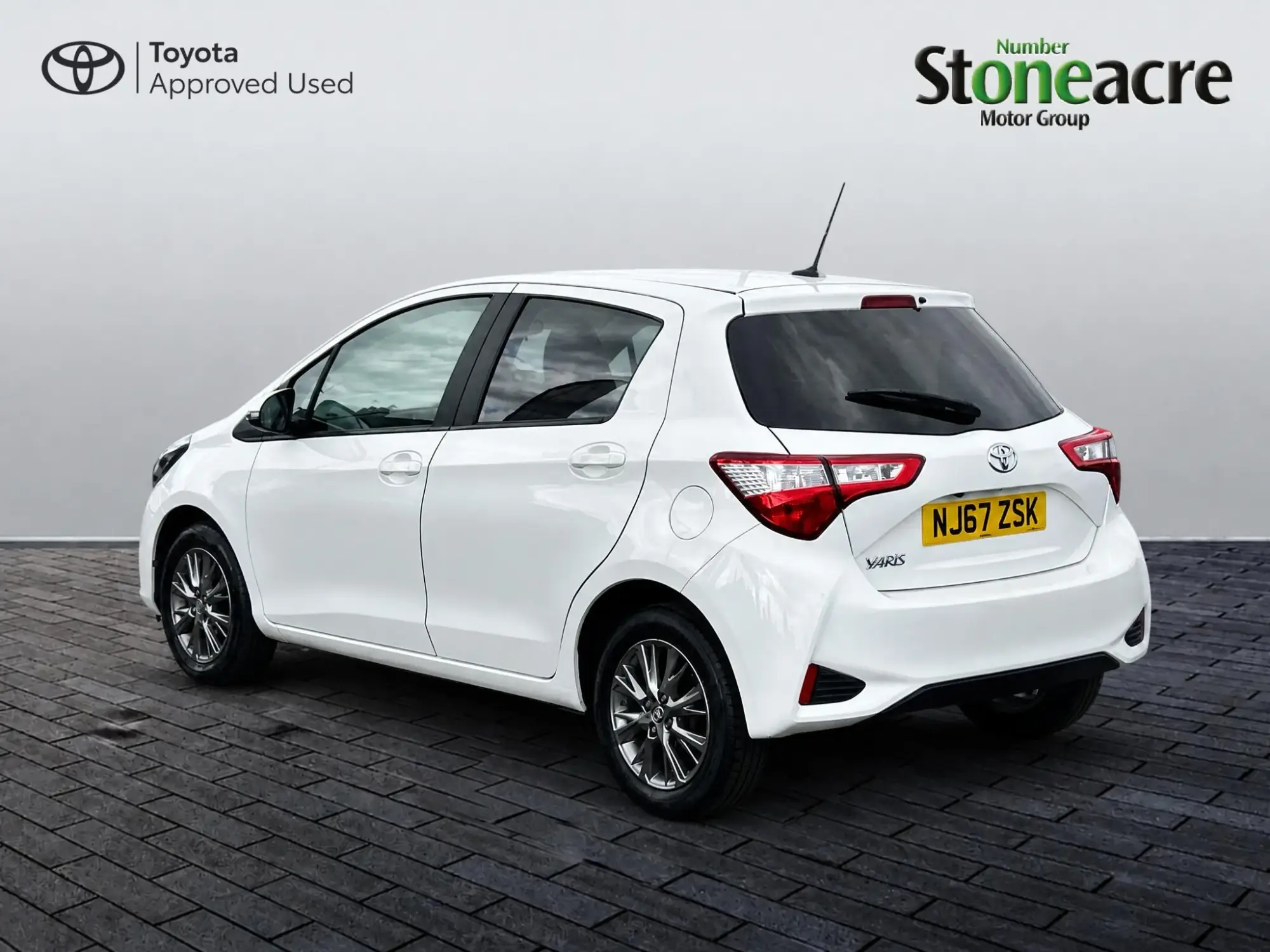 Toyota Yaris Image 5