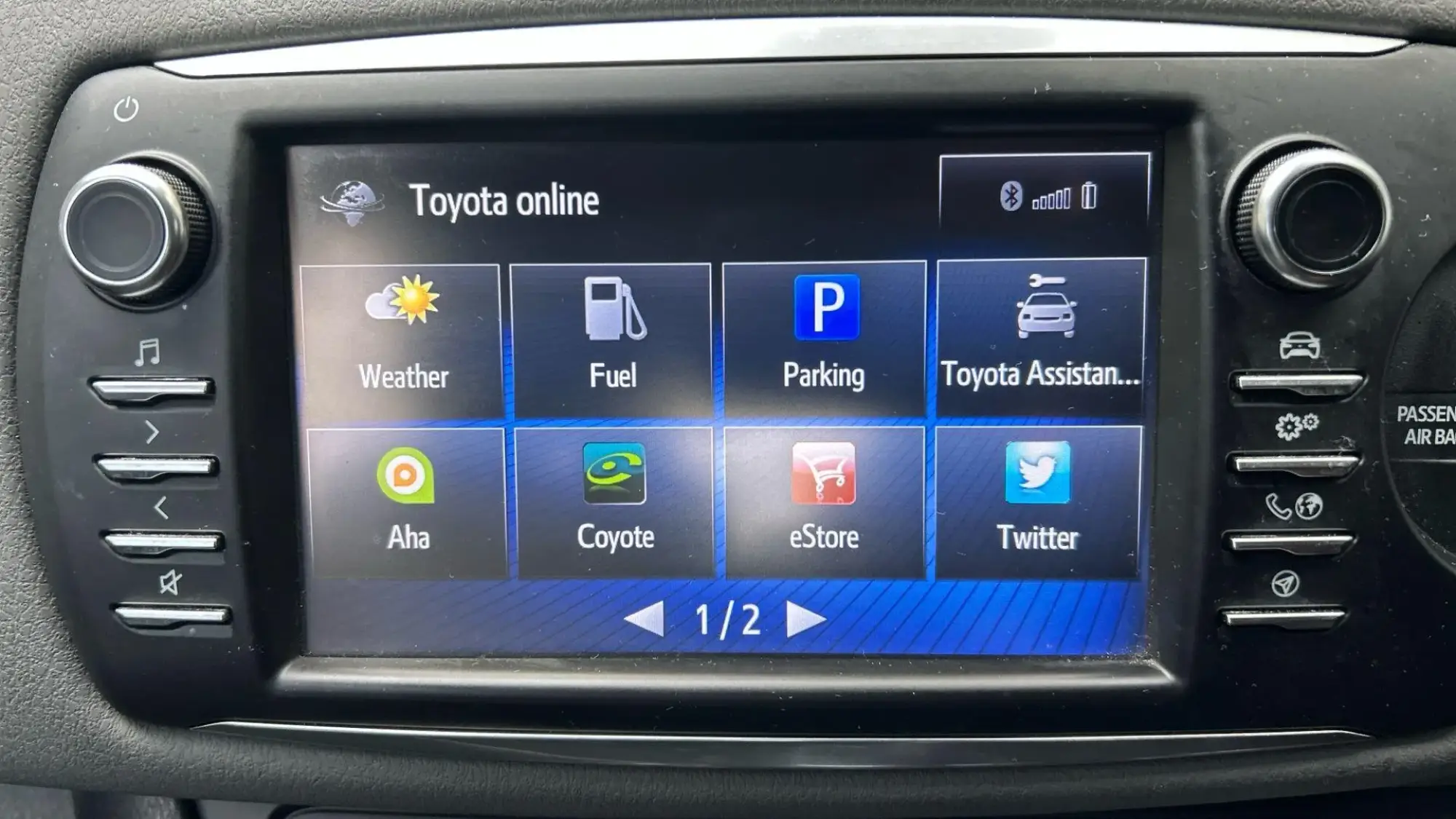 Toyota Yaris Image 24