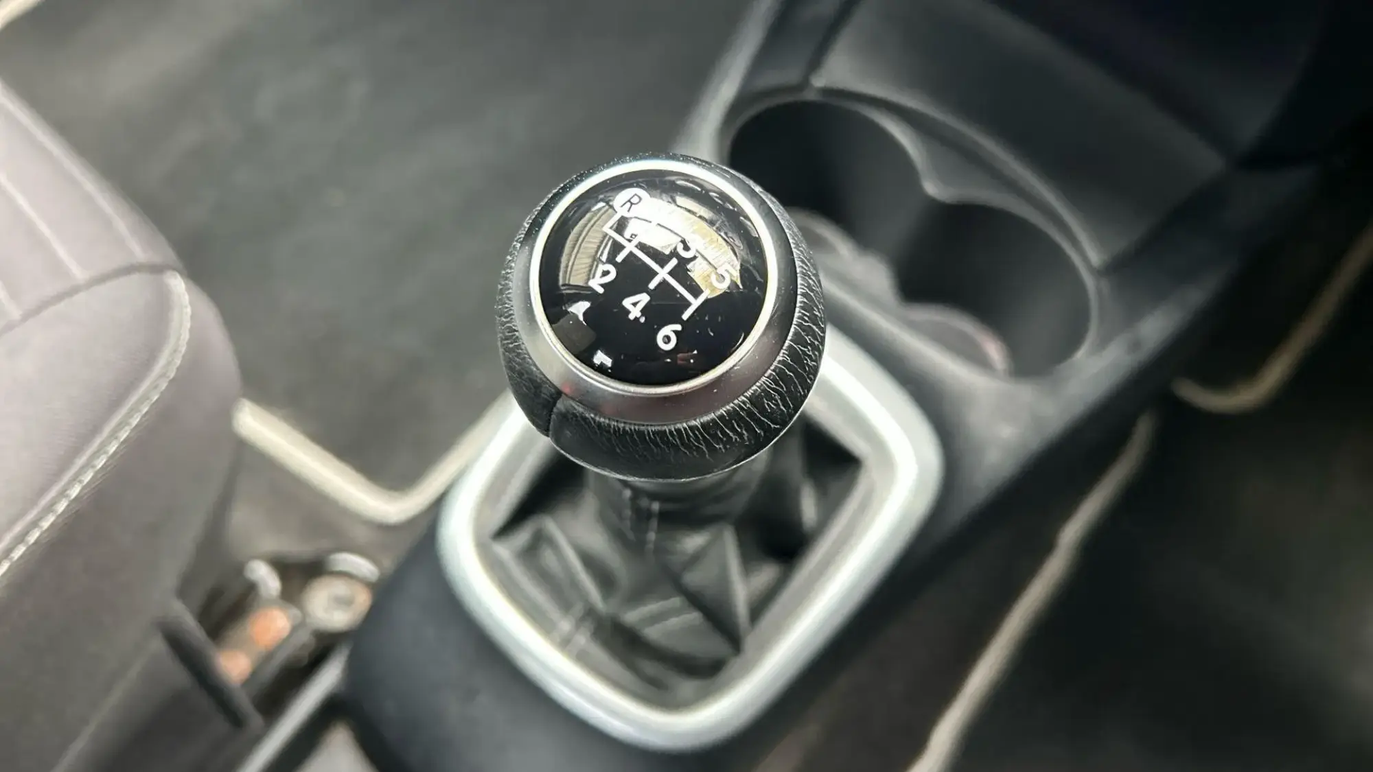 Toyota Yaris Image 33