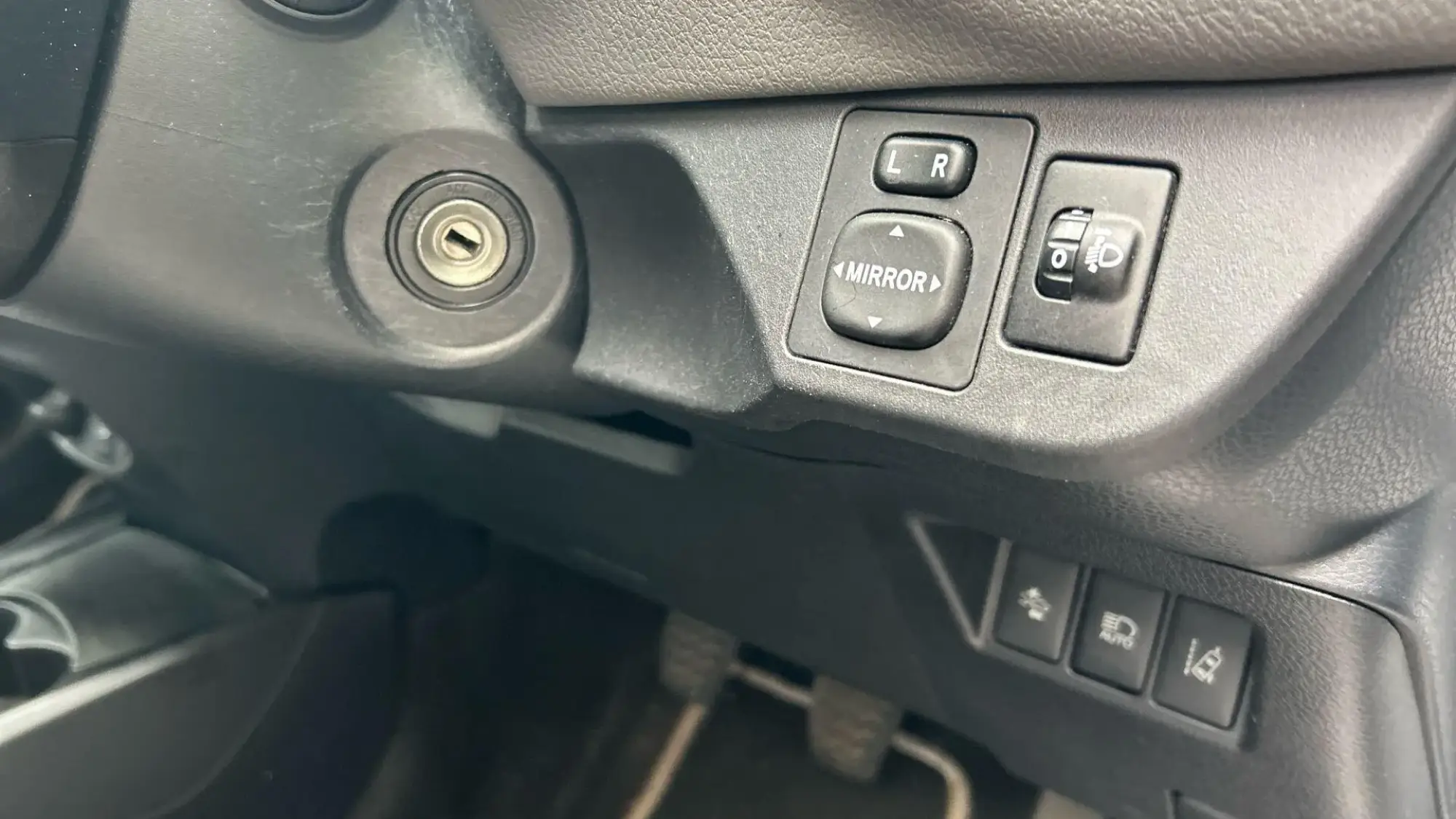 Toyota Yaris Image 37