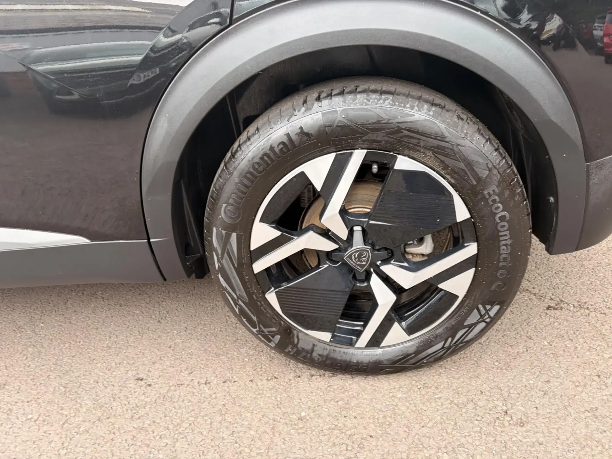 Peugeot E-2008 Image 29