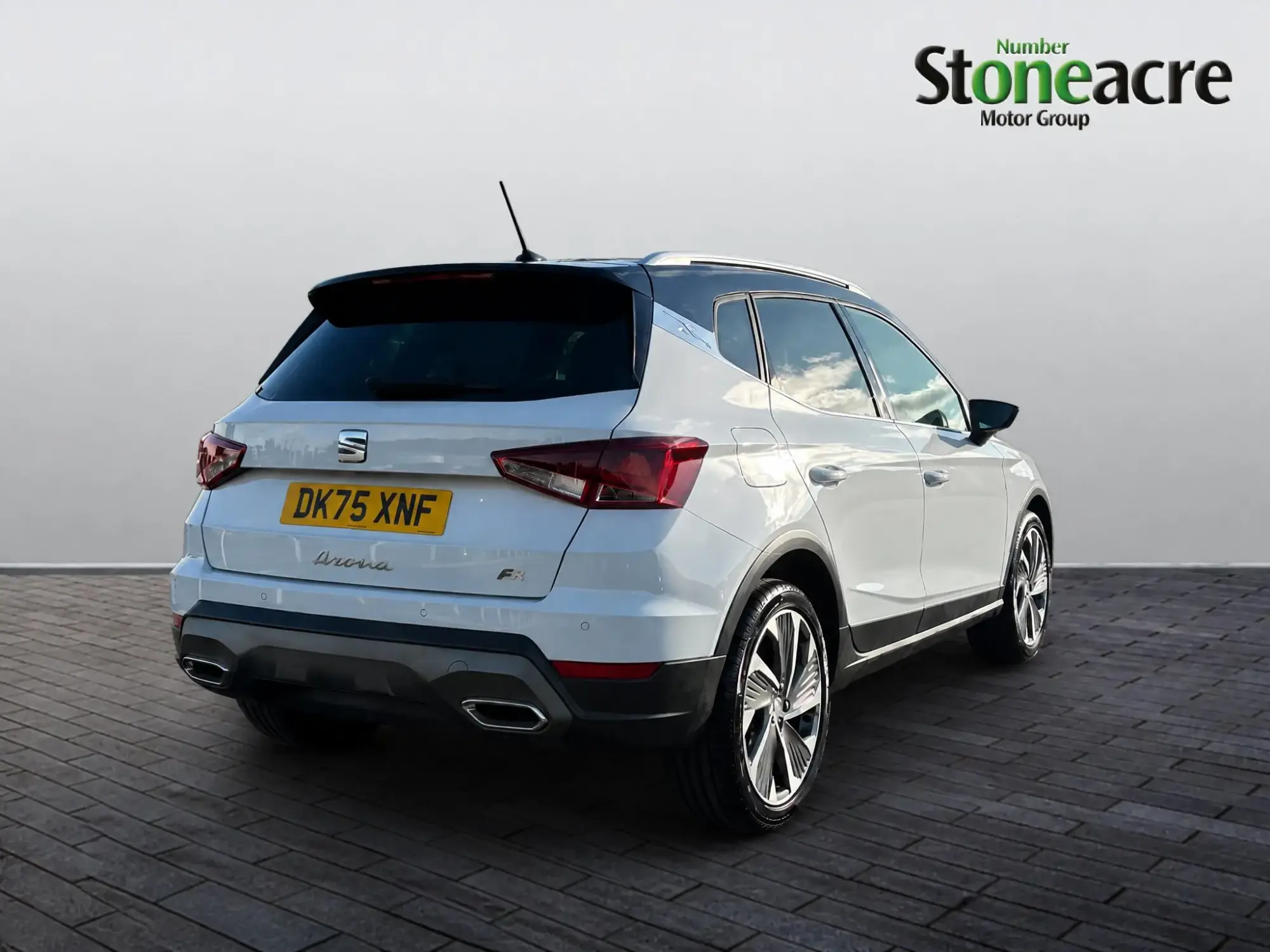 SEAT Arona 1.0 TSI FR Sport DSG Euro 6 (s/s) 5dr DK75XNF Image 3 SEAT Arona 1.0 TSI FR Sport DSG Euro 6 (s/s) 5dr DK75XNF Image 3